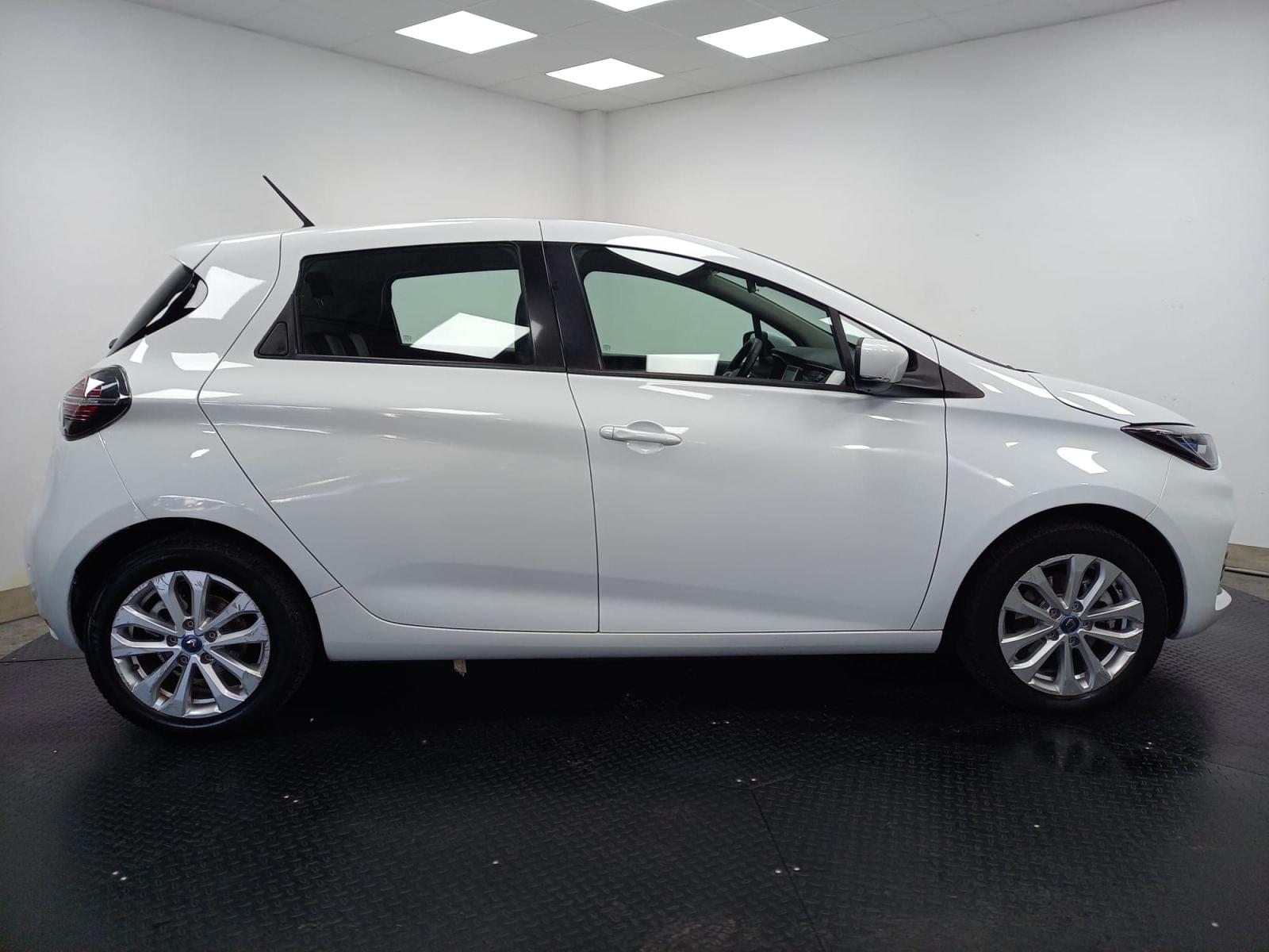 RENAULT ZOE INTENS R110 BATERÍA 50KWH EN PROPIEDAD 3 