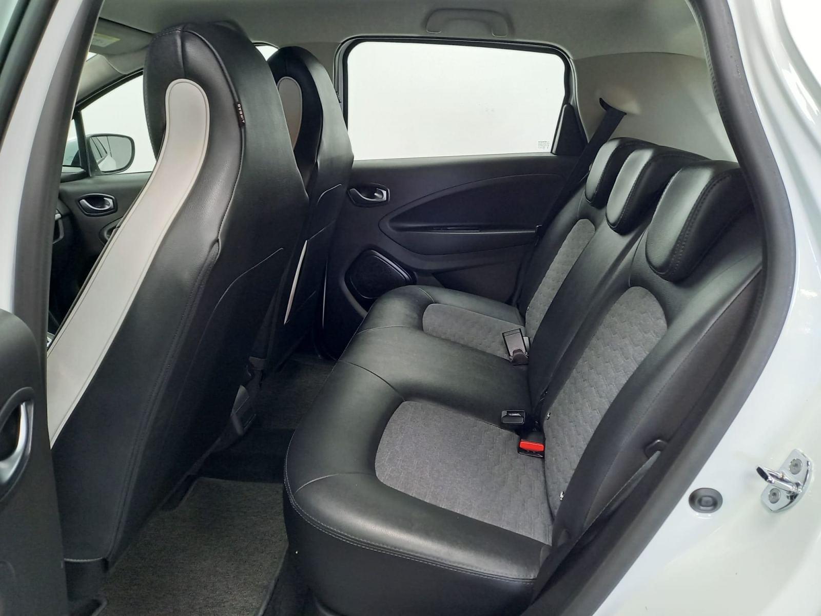 RENAULT ZOE INTENS R110 BATERÍA 50KWH EN PROPIEDAD 11 