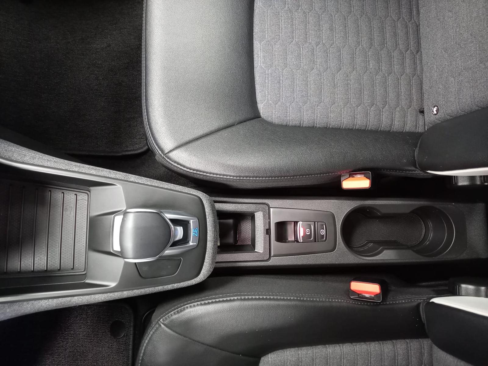 RENAULT ZOE INTENS R110 BATERÍA 50KWH EN PROPIEDAD 13 