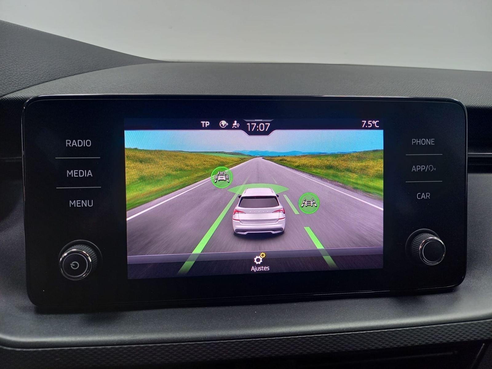 SKODA KAMIQ 1.0 TSI 81KW (110CV) DSG AMBITION 14 