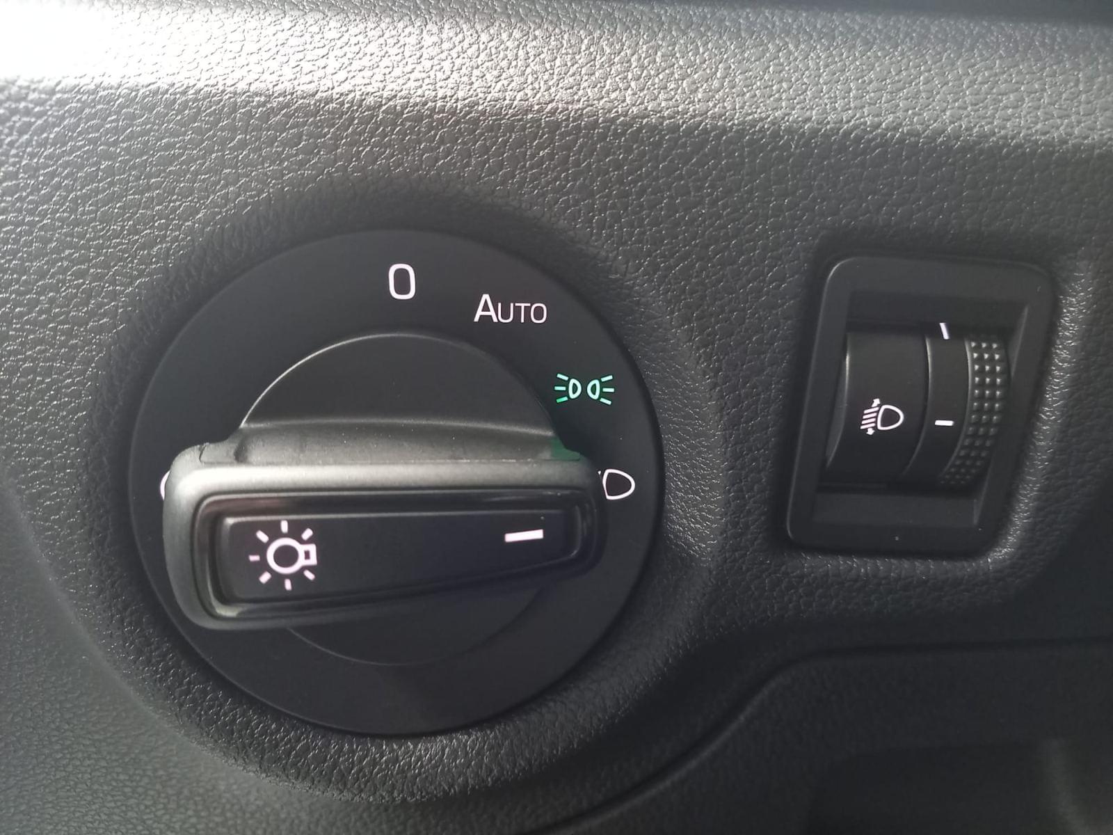 SKODA KAMIQ 1.0 TSI 81KW (110CV) DSG AMBITION 21 