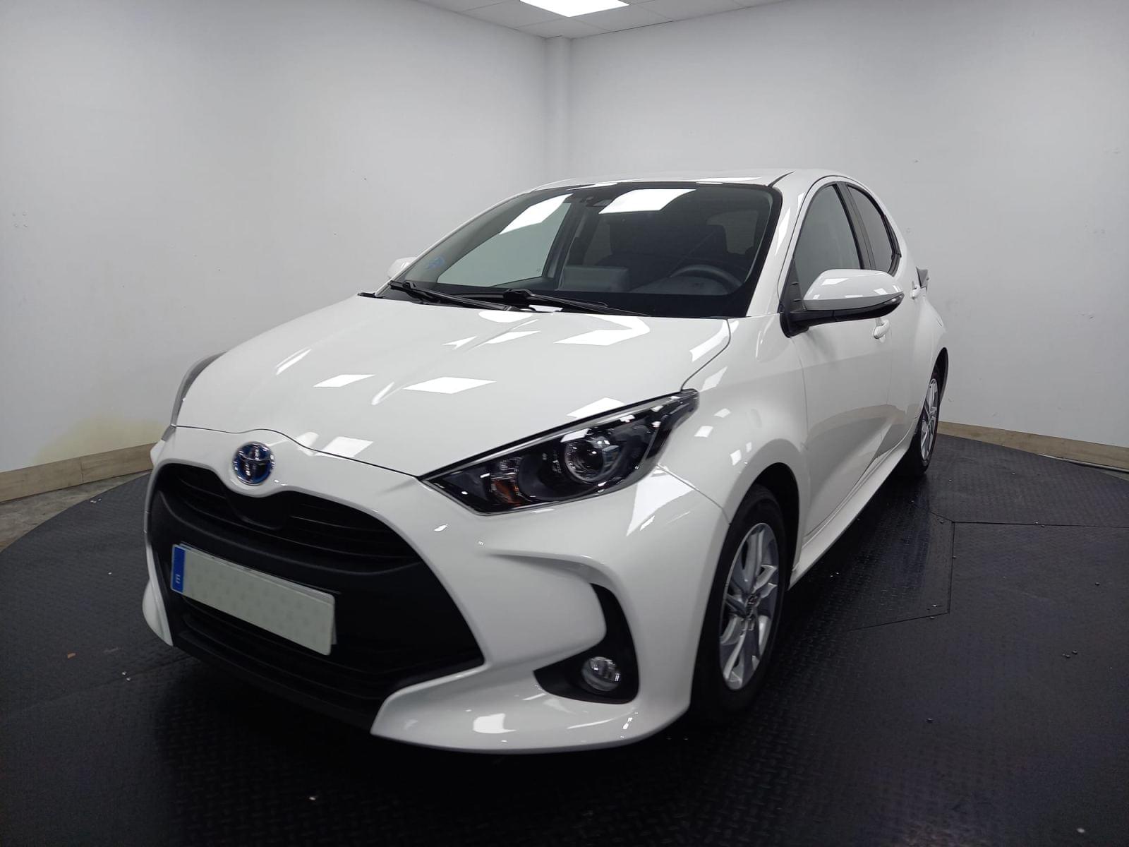 TOYOTA YARIS 1.5 120H BUSINESS PLUS 1 
