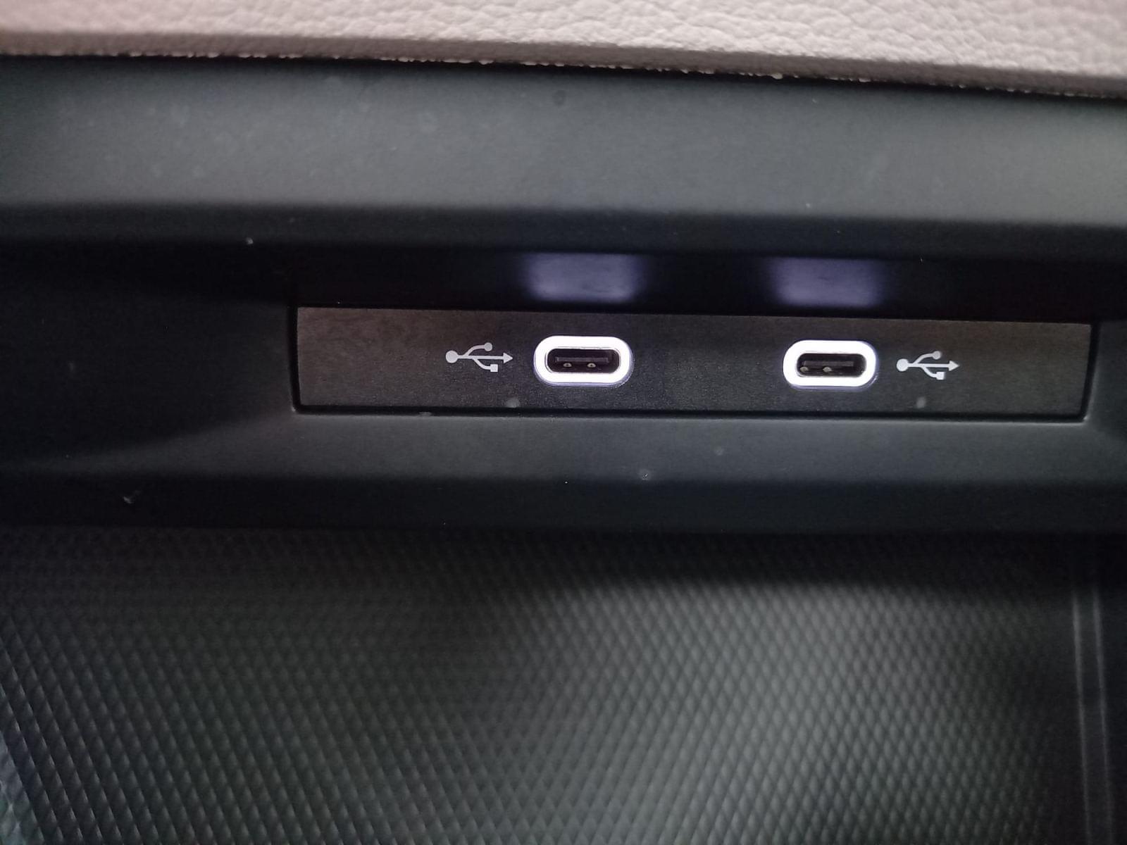 VOLKSWAGEN GOLF VIII 1.5 eTSI Life OPF DSG 20 