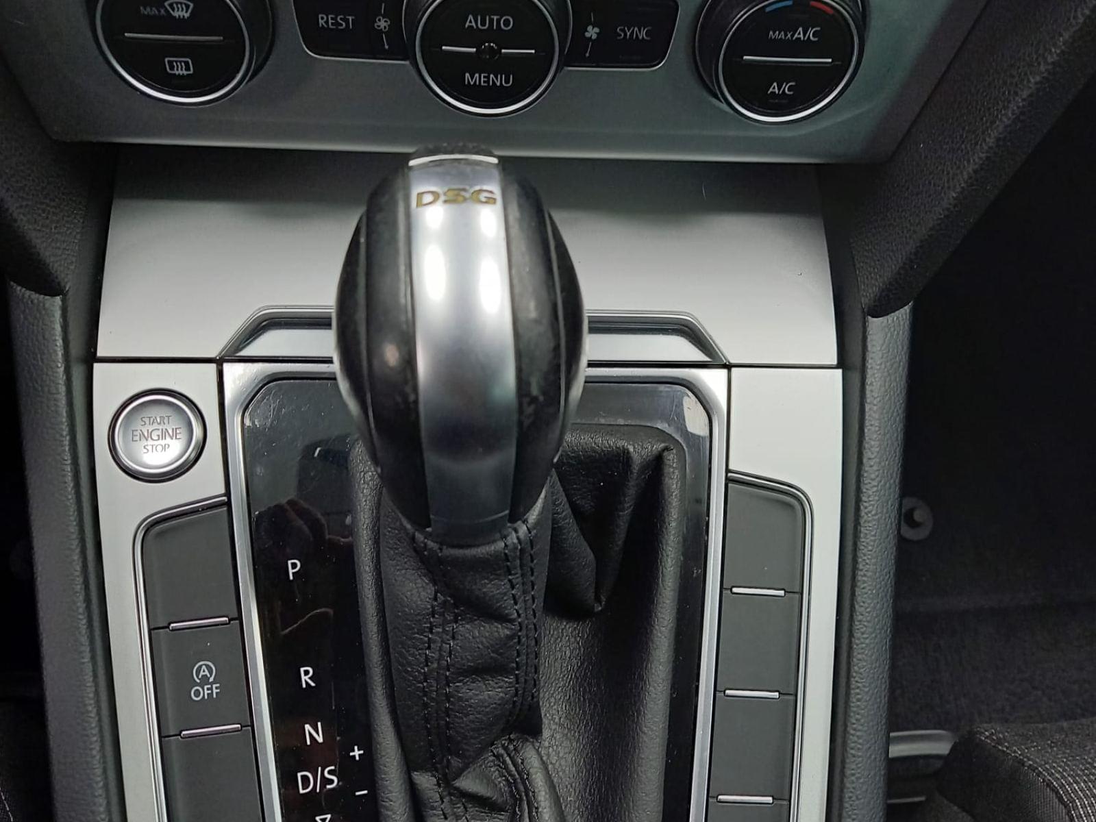 VOLKSWAGEN PASSAT ADVANCE 2.0 TDI 110KW(150CV) DSG VARIANT 32 