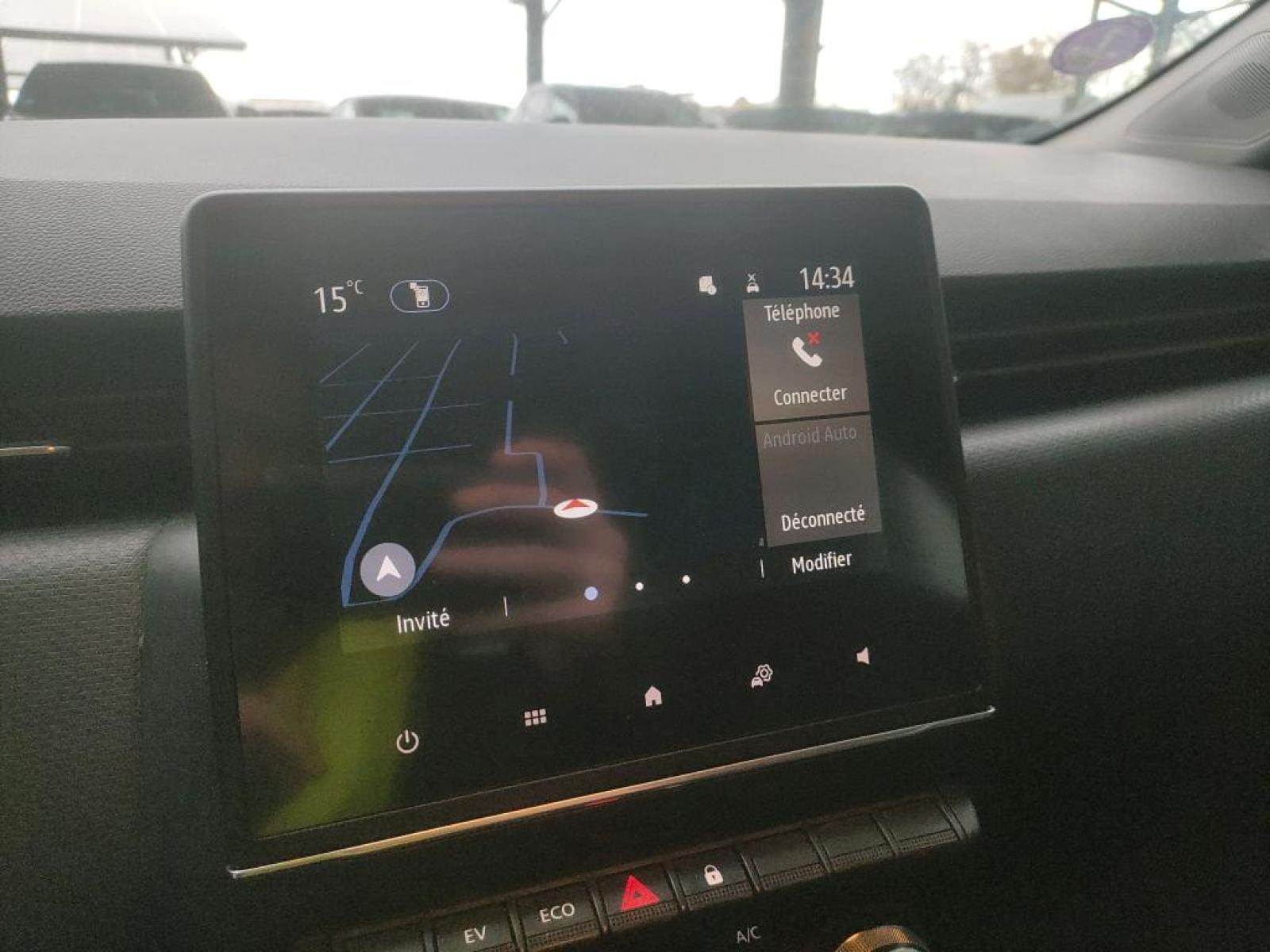 RENAULT CLIO 1.6 E-Tech hybride 140ch Business 6