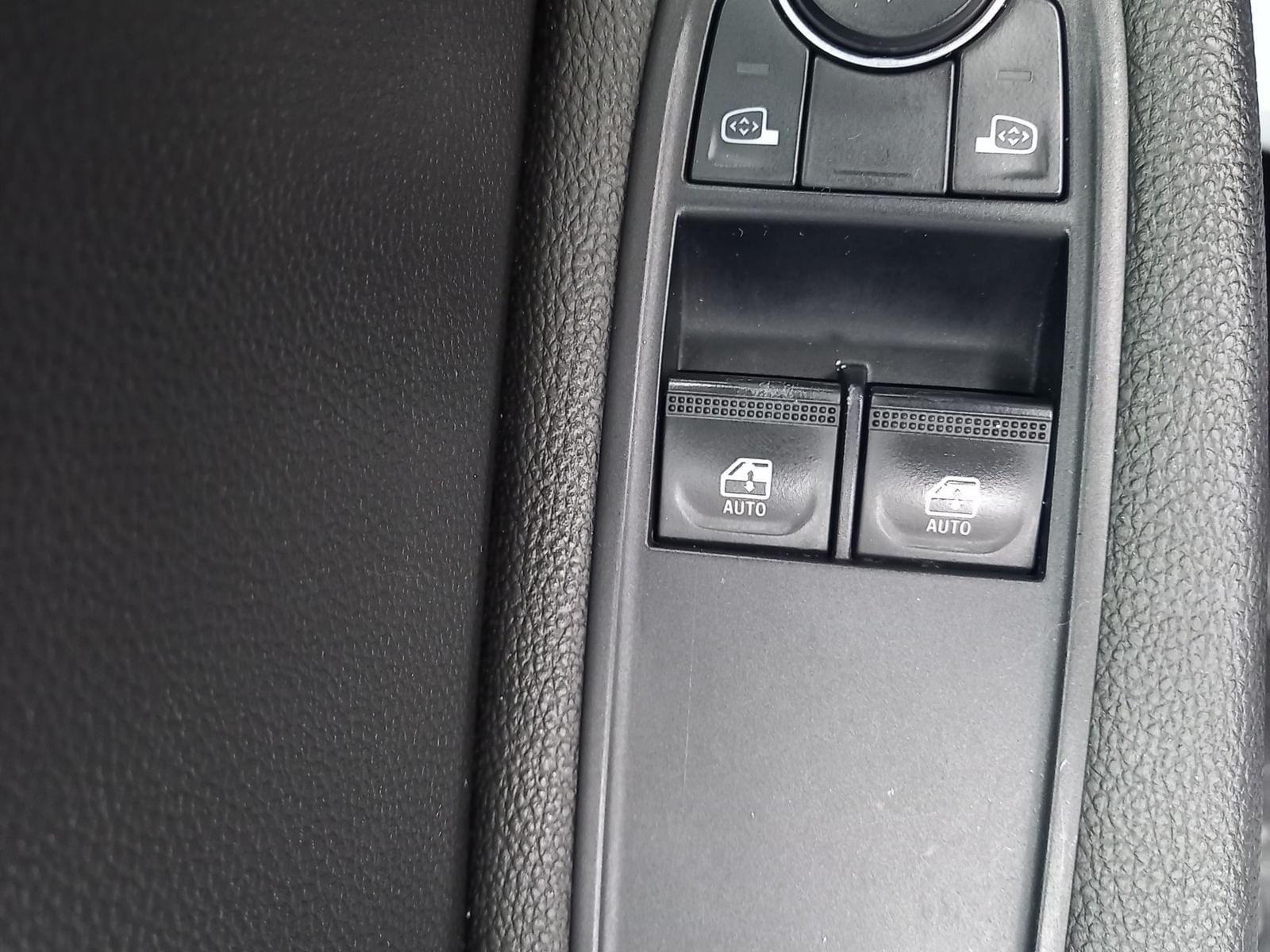 RENAULT CLIO 1.6 E-Tech hybride 140ch Business 11 