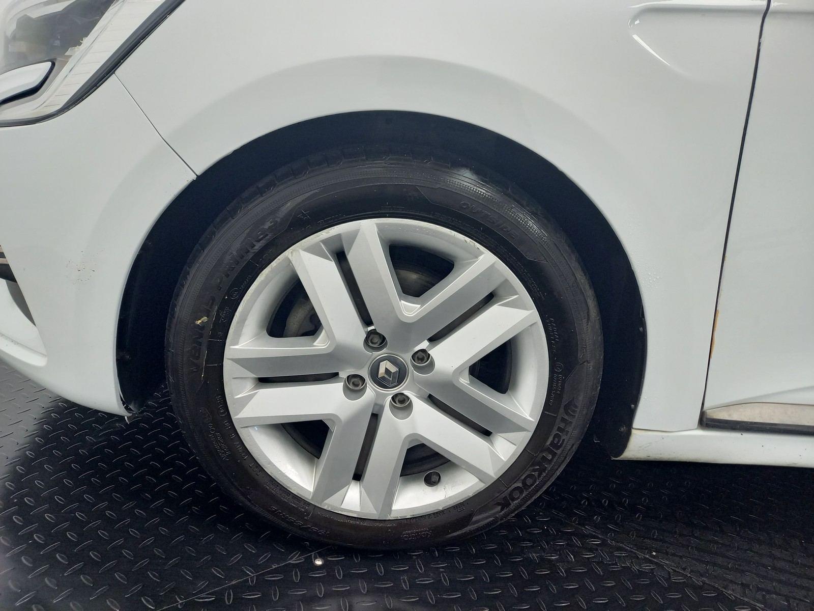 RENAULT CLIO 1.6 E-Tech hybride 140ch Business 38 