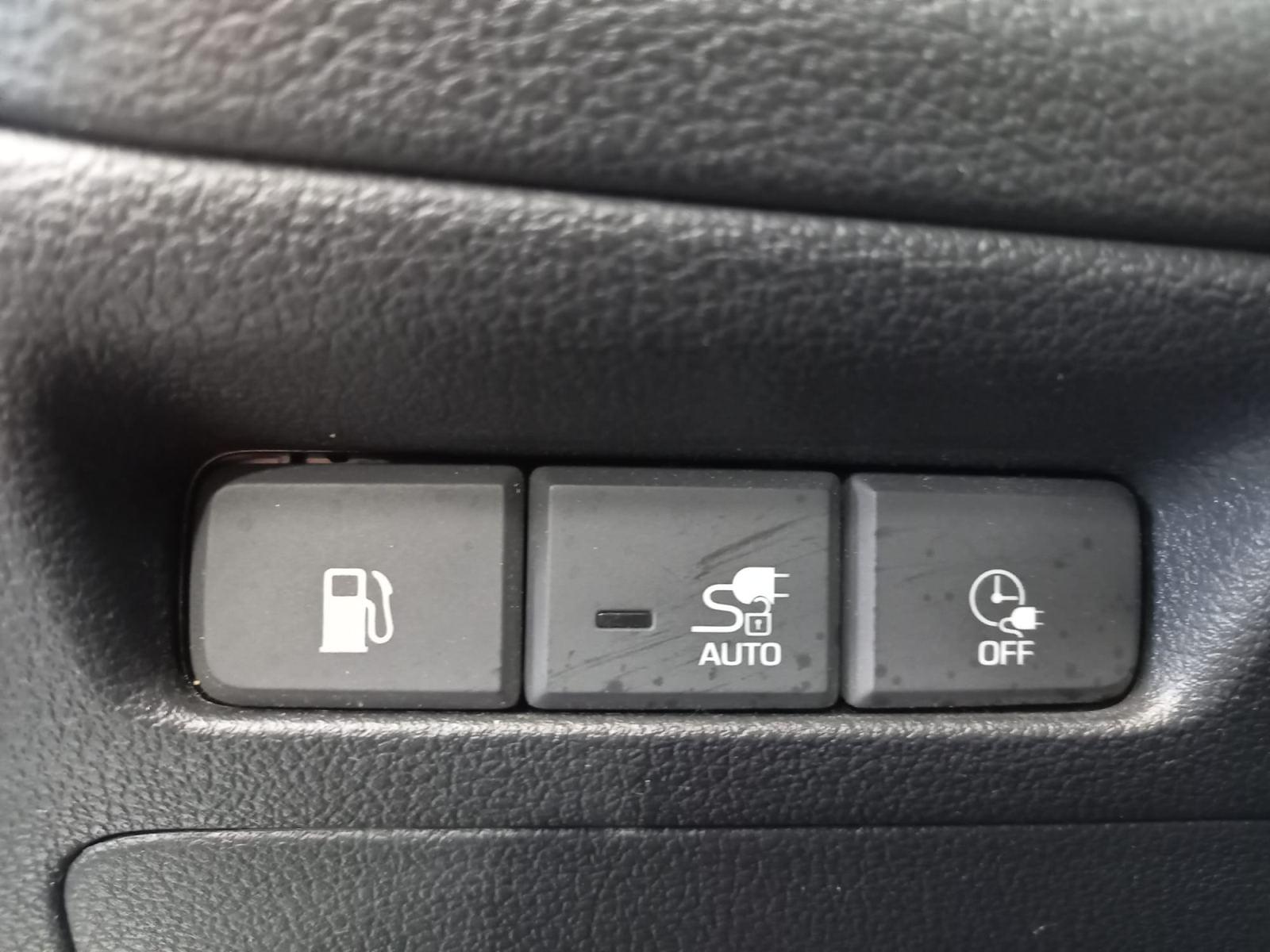 HYUNDAI IONIQ 1.6 GDI PHEV KLASS DCT 25 