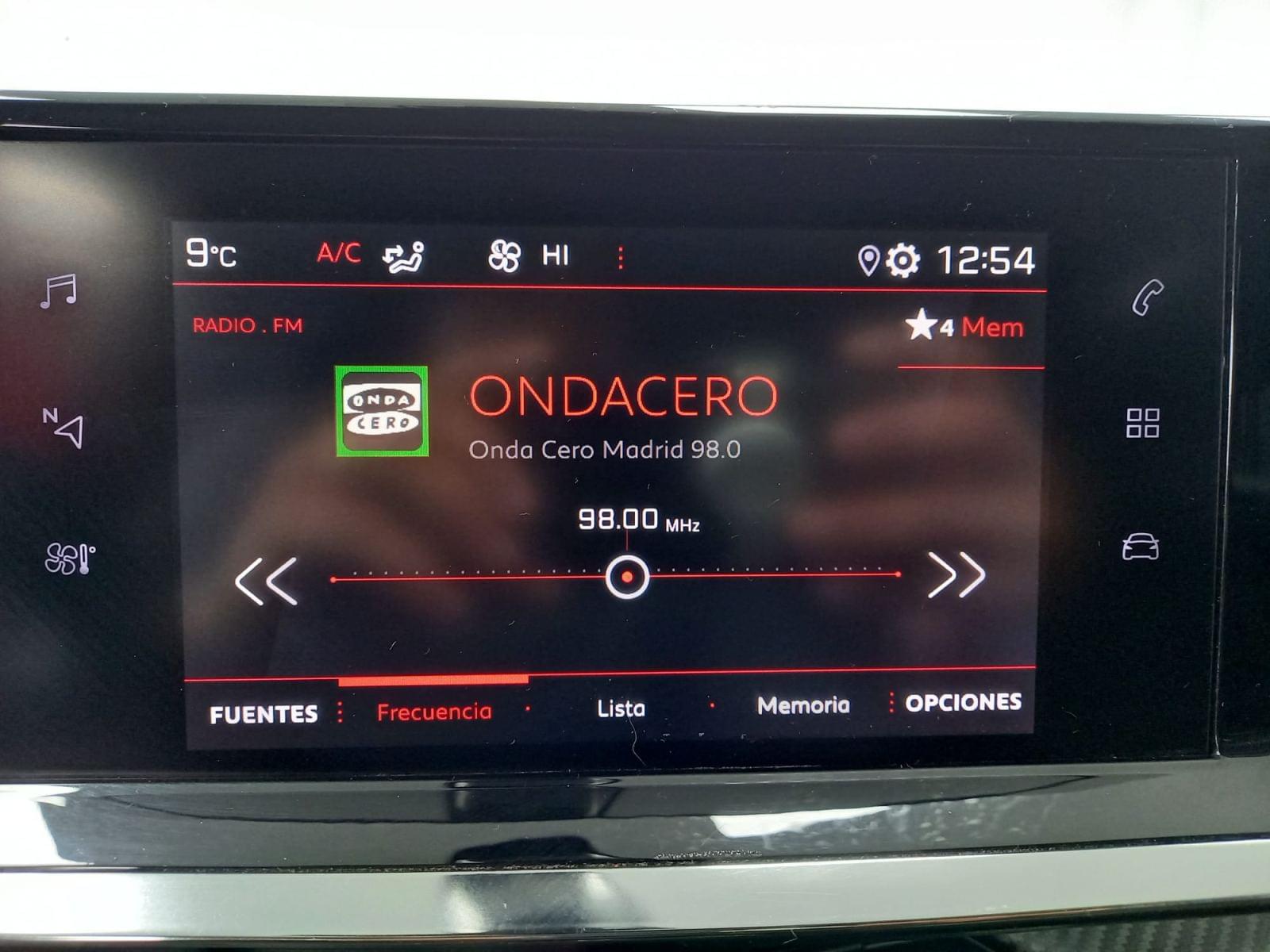 PEUGEOT 2008 ALLURE PACK BLUEHDI 81KW (110CV) 18