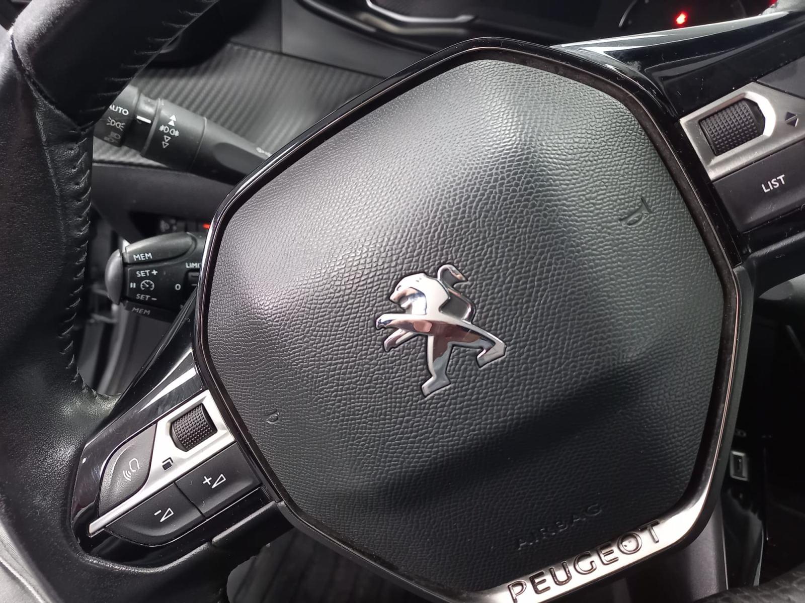 PEUGEOT 2008 ALLURE PACK BLUEHDI 81KW (110CV) 19