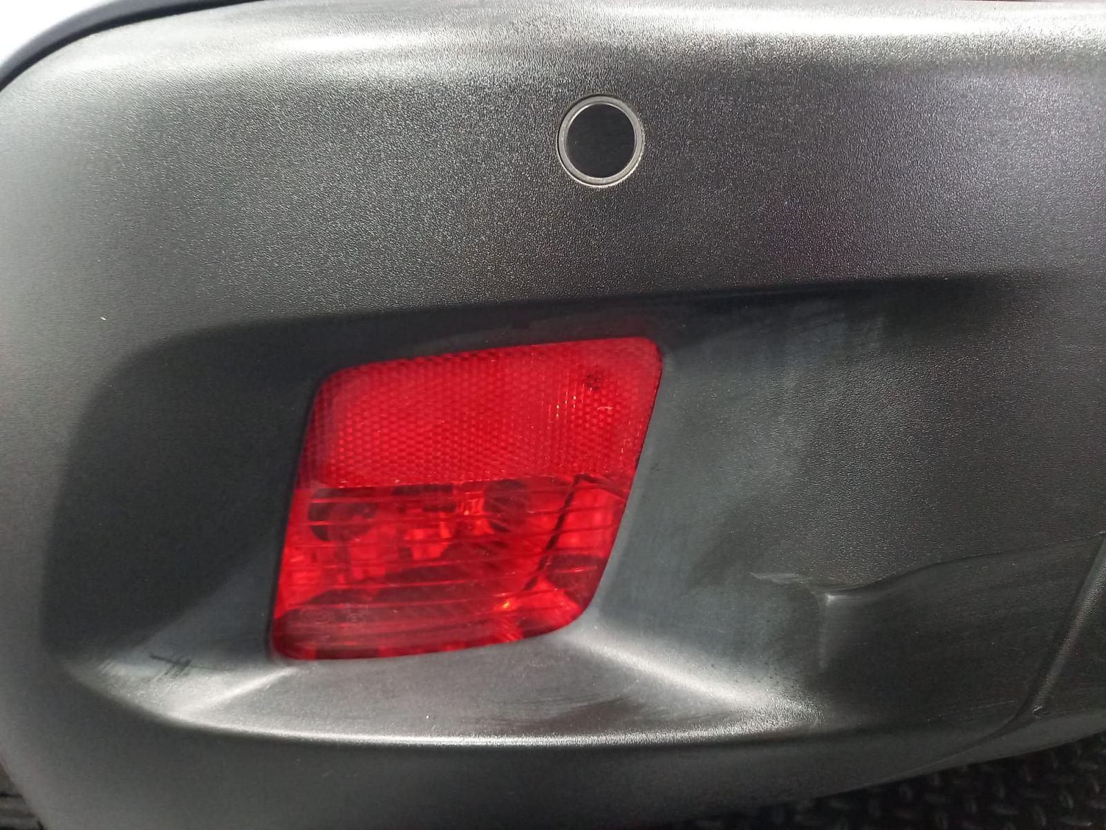 PEUGEOT 2008 ALLURE PACK BLUEHDI 81KW (110CV) 32