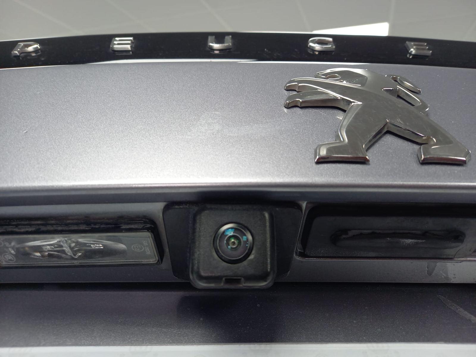 PEUGEOT 2008 ALLURE PACK BLUEHDI 81KW (110CV) 36