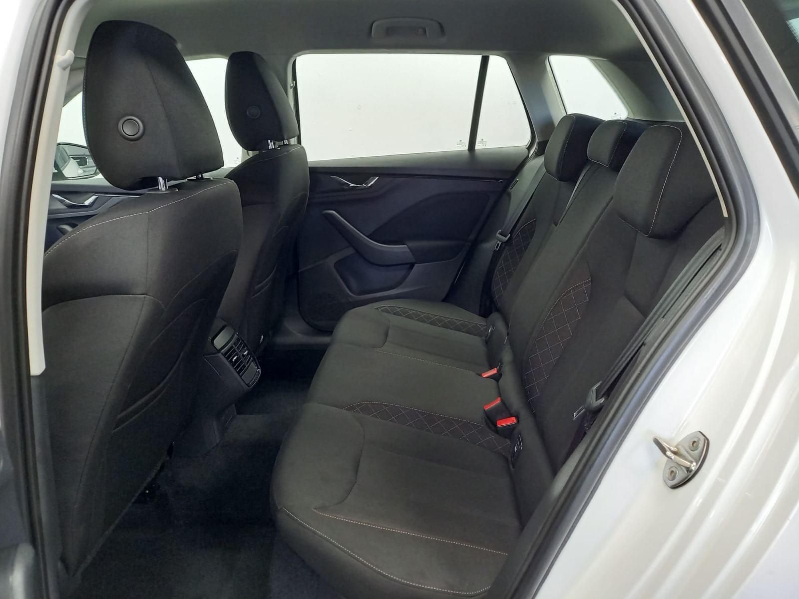 SKODA KAMIQ 1.0 TSI 81KW (110CV) DSG AMBITION 28 