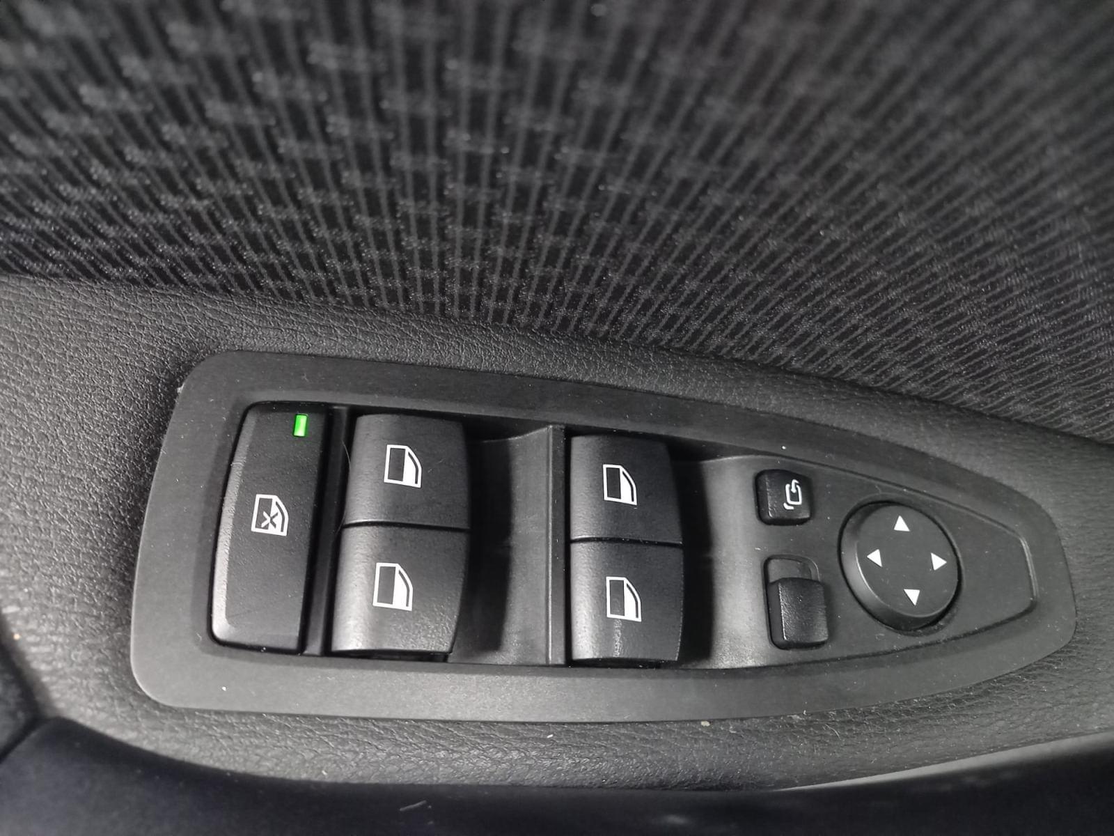 BMW X1 XDRIVE 25E 16 