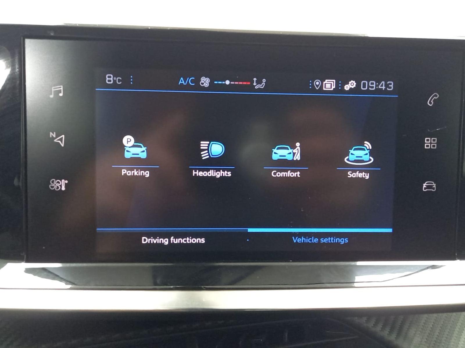 PEUGEOT 2008 ACTIVE BLUEHDI 81KW (110CV) 8