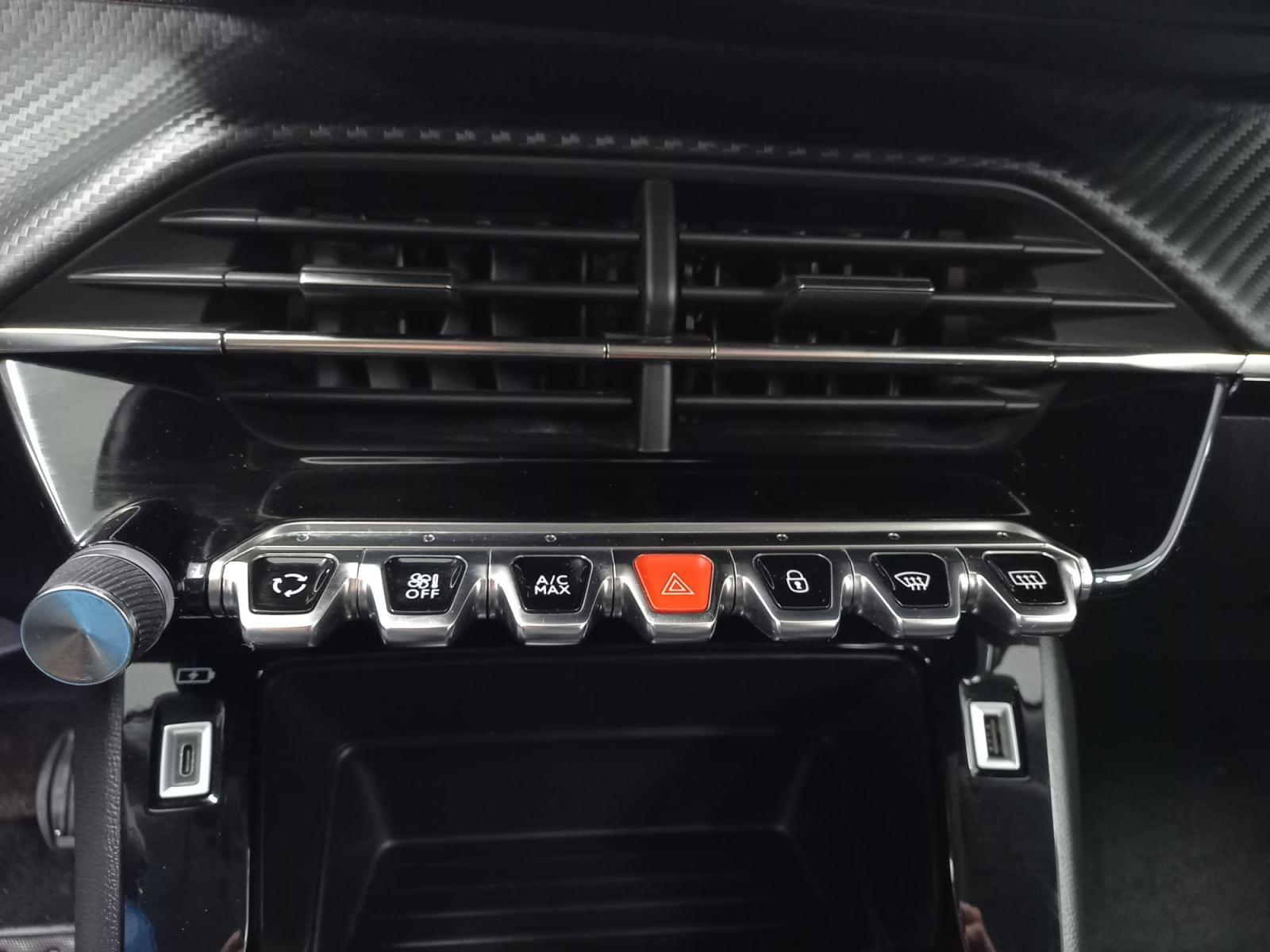 PEUGEOT 2008 ACTIVE BLUEHDI 81KW (110CV) 14