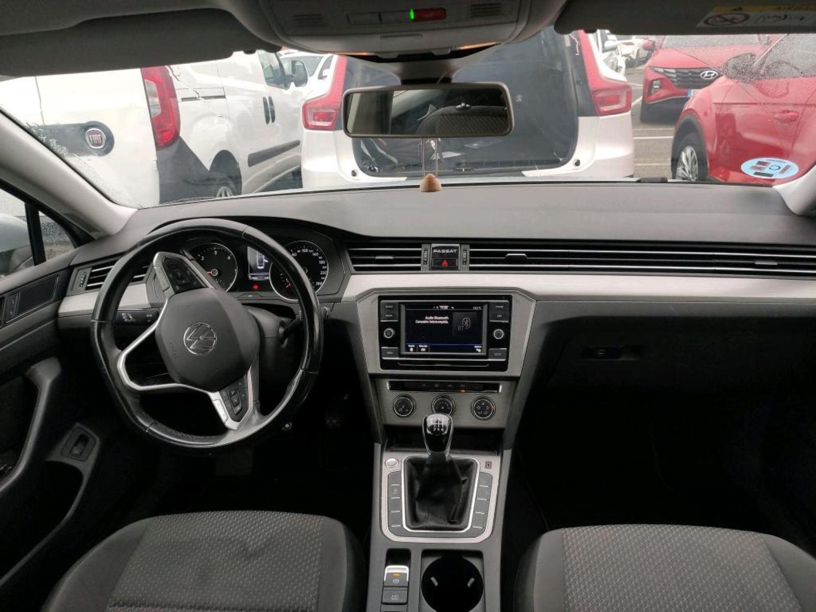 VOLKSWAGEN PASSAT SEDÁN 2.0 TDI 110KW (150CV) 3