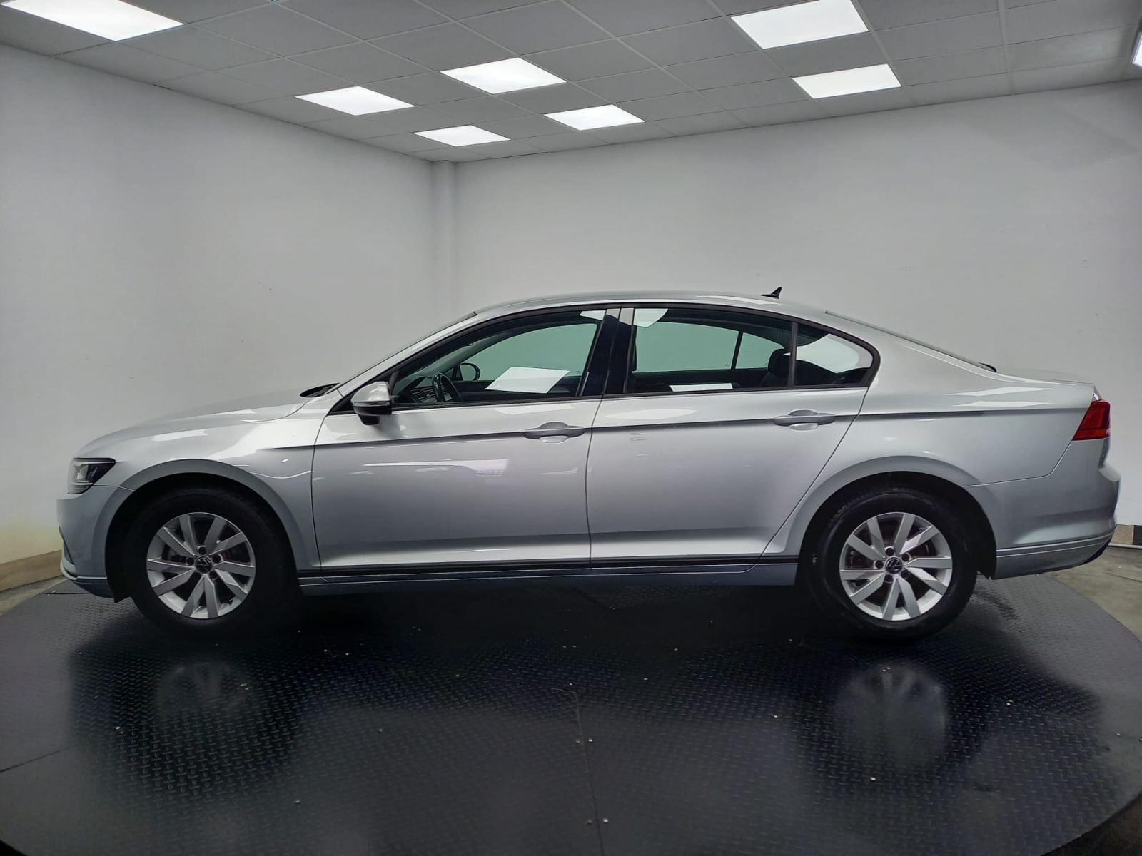 VOLKSWAGEN PASSAT SEDÁN 2.0 TDI 110KW (150CV) 3 