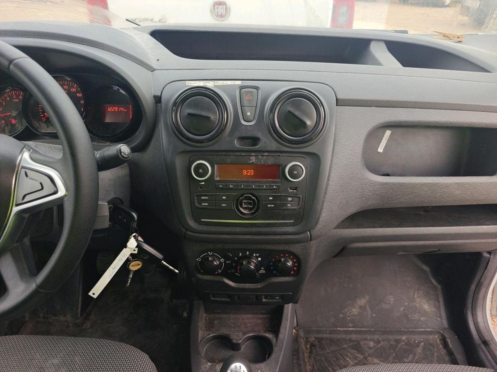 DACIA DOKKER ESSENTIAL BLUE DCI 70KW (95CV) 6