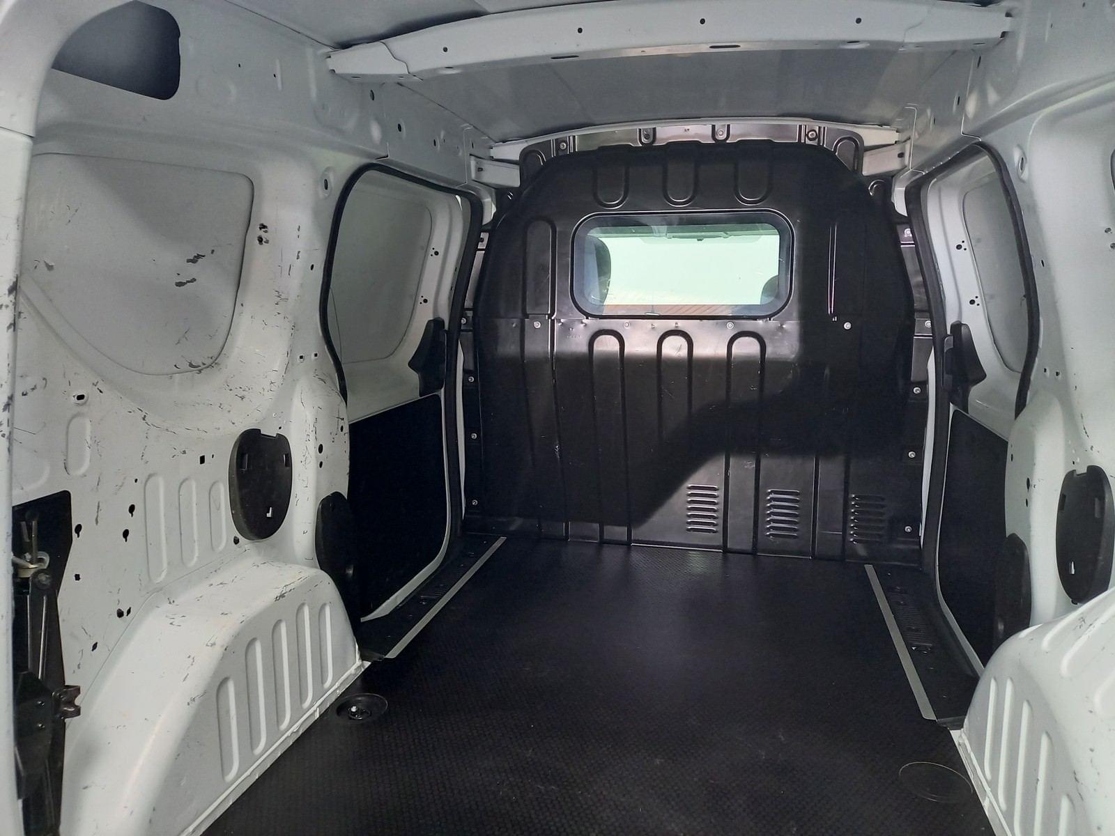 DACIA DOKKER ESSENTIAL BLUE DCI 70KW (95CV) 23