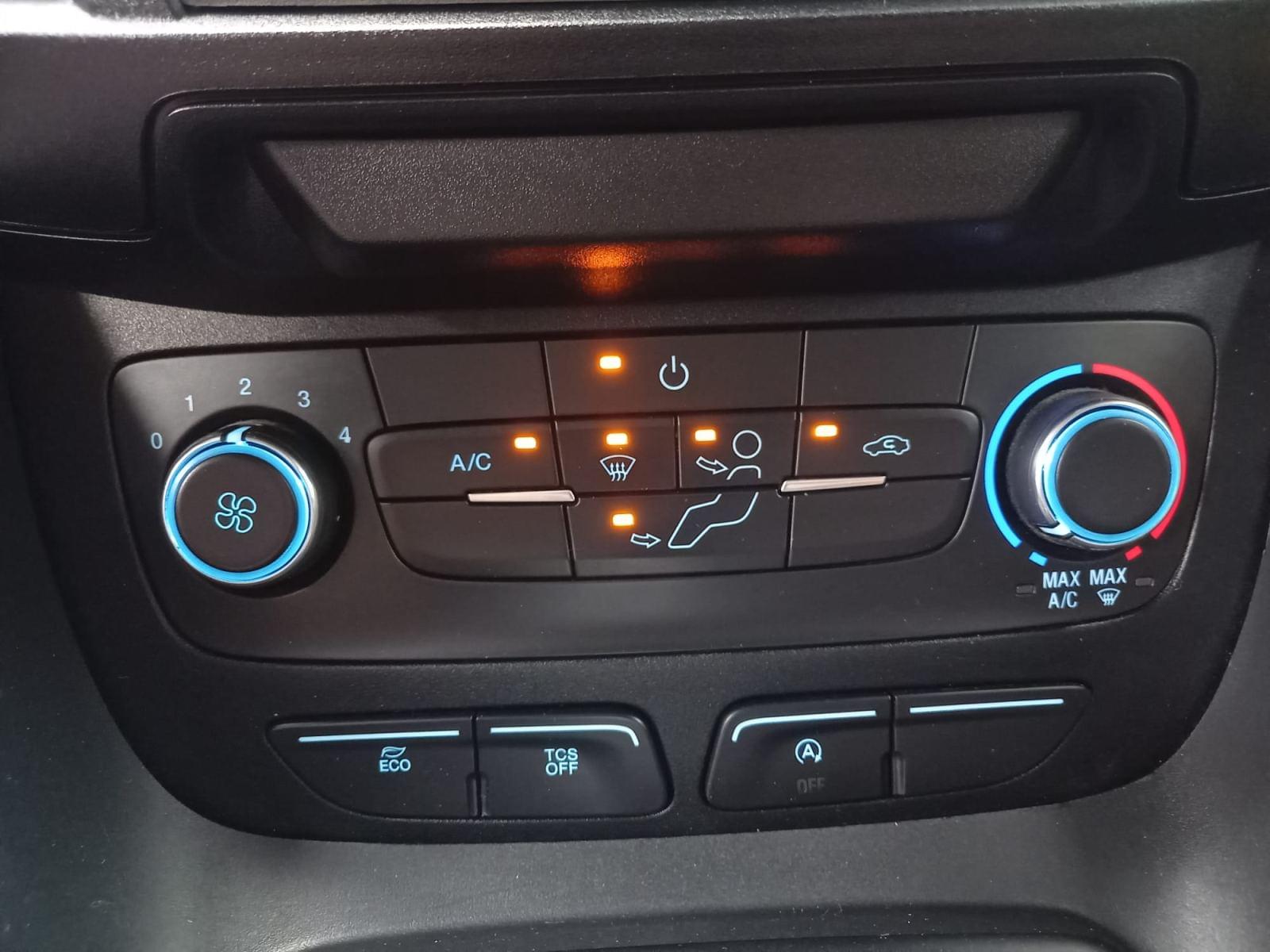 FORD TRANSIT CONNECT 1.5 TDCI 55KW AMBIENTE 210 L2 21