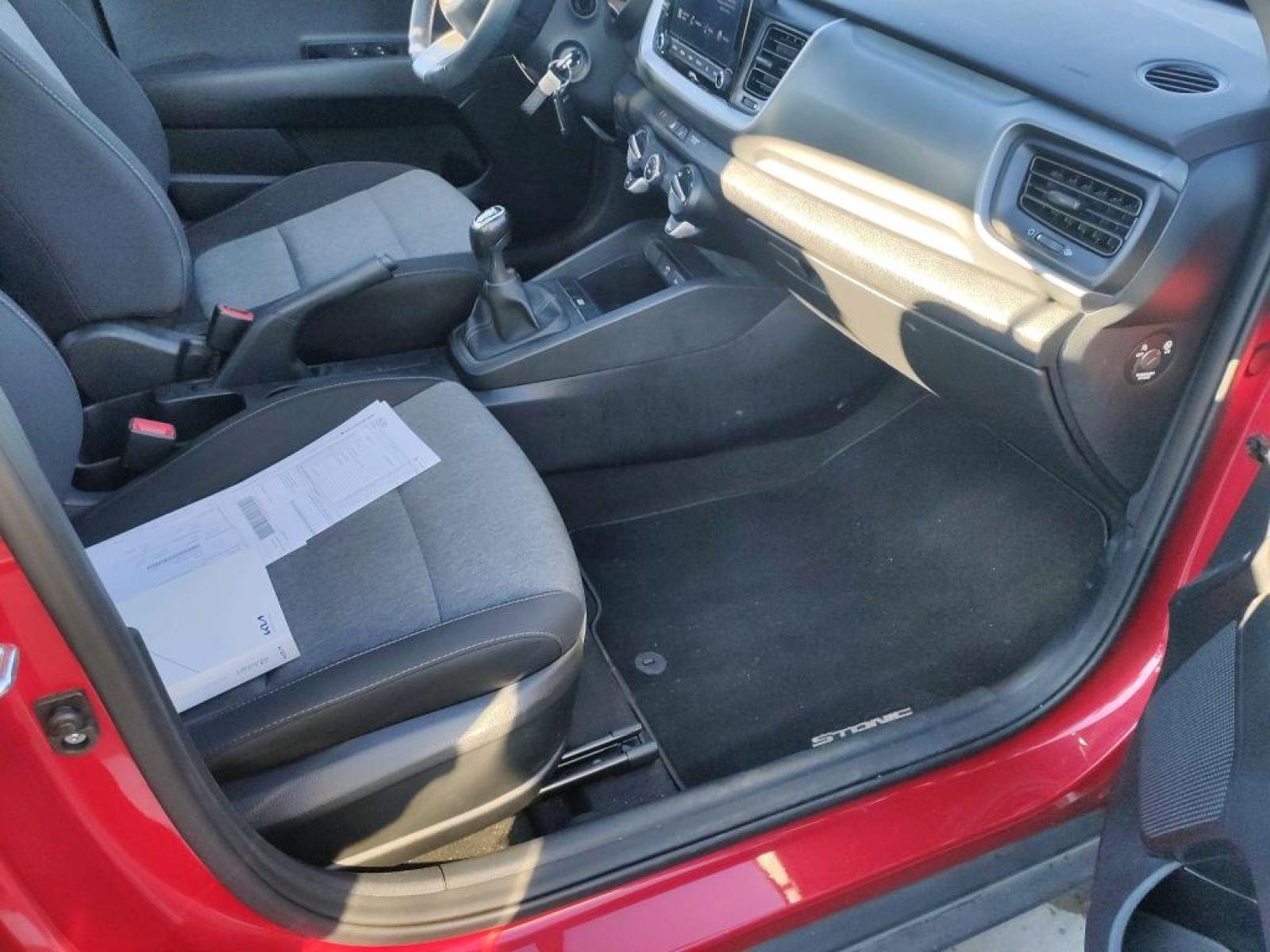 KIA STONIC 1.0 T-GDI 74KW (100CV) MHEV IMT CONCEPT 7