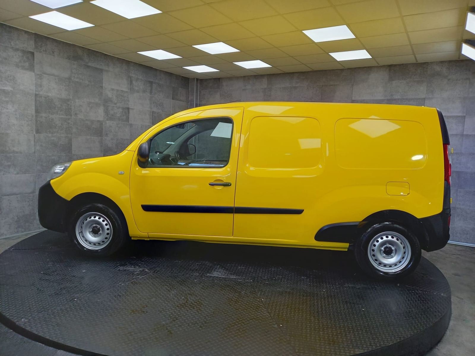 RENAULT KANGOO FURGON MAXI EXPRESS Profesional Maxi 2p dCi 66 kW 3