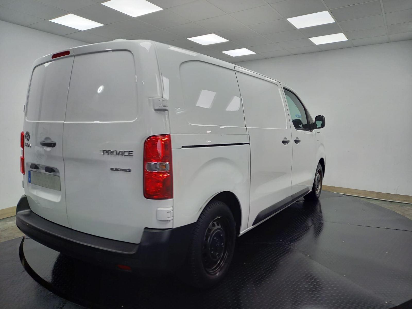 TOYOTA PROACE 75KWH GX L1 4 
