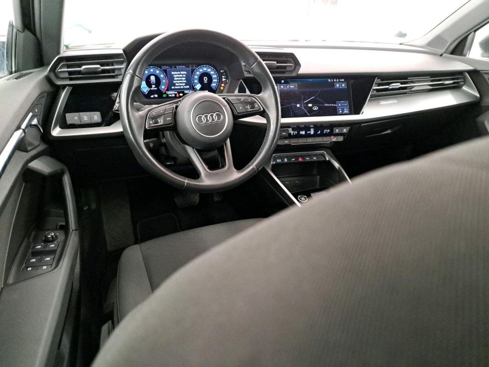 AUDI A3 SPORTBACK 40 TFSI E 204 S TRONIC BUSINES 6 