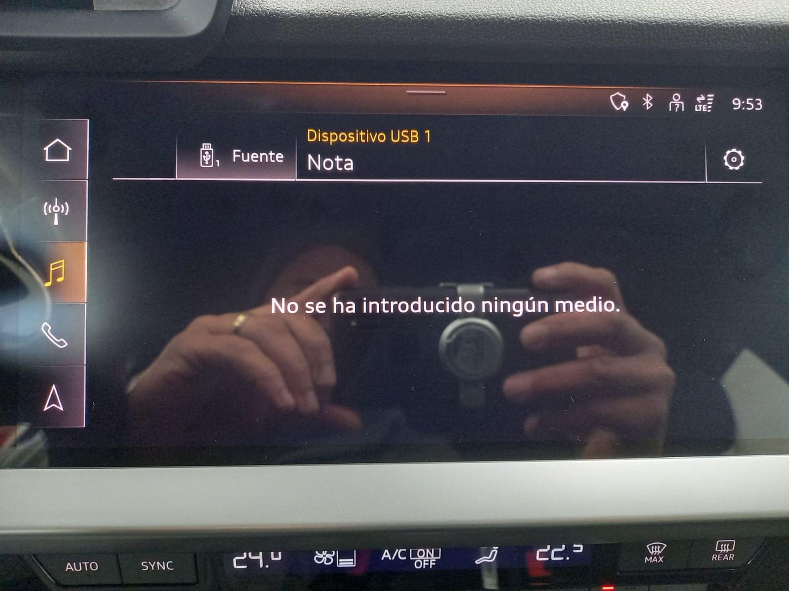 AUDI A3 SPORTBACK 40 TFSI E 204 S TRONIC BUSINES 19 