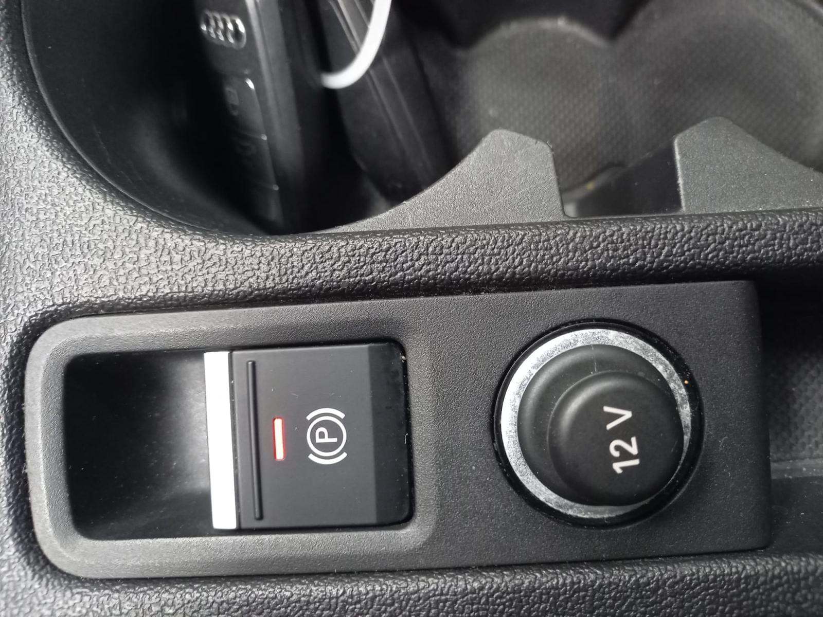 AUDI A3 SPORTBACK 40 TFSI E 204 S TRONIC BUSINES 21 