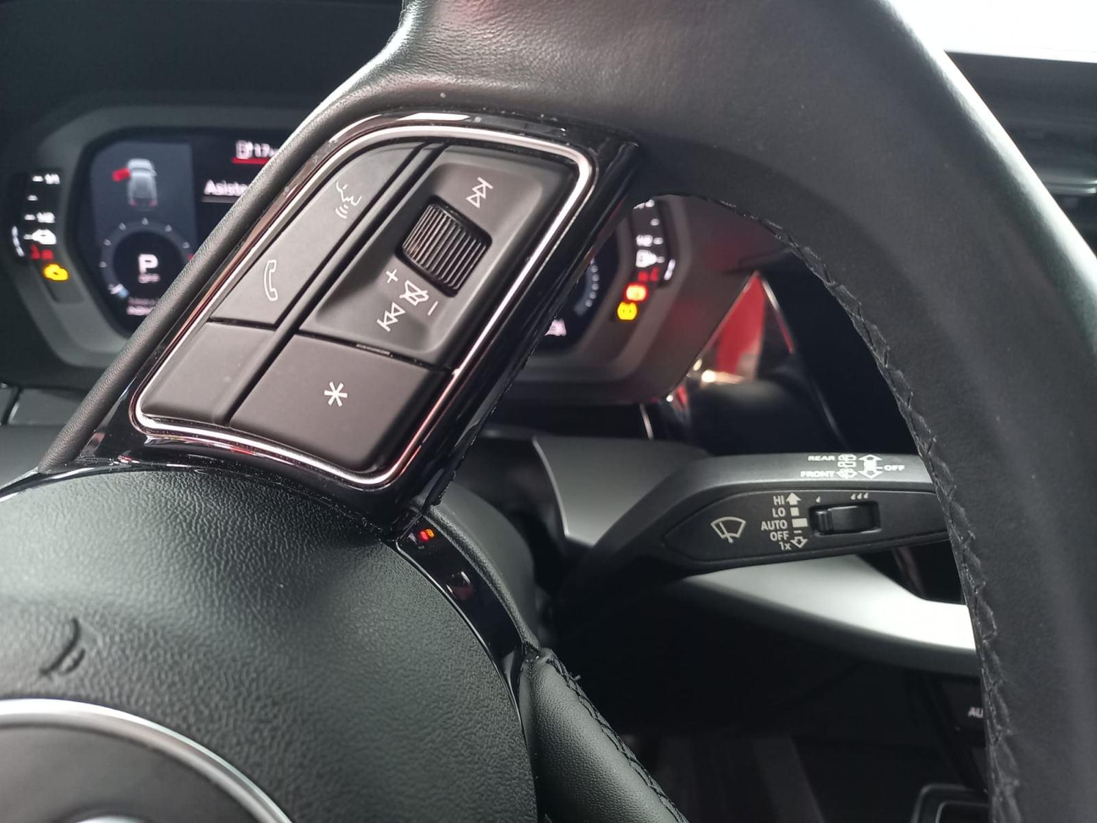 AUDI A3 SPORTBACK 40 TFSI E 204 S TRONIC BUSINES 27 