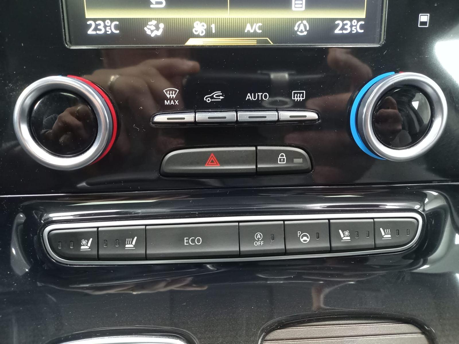 RENAULT ESPACE INITIALE PARIS 2.0 DCI 200CV 7 plazas 10 