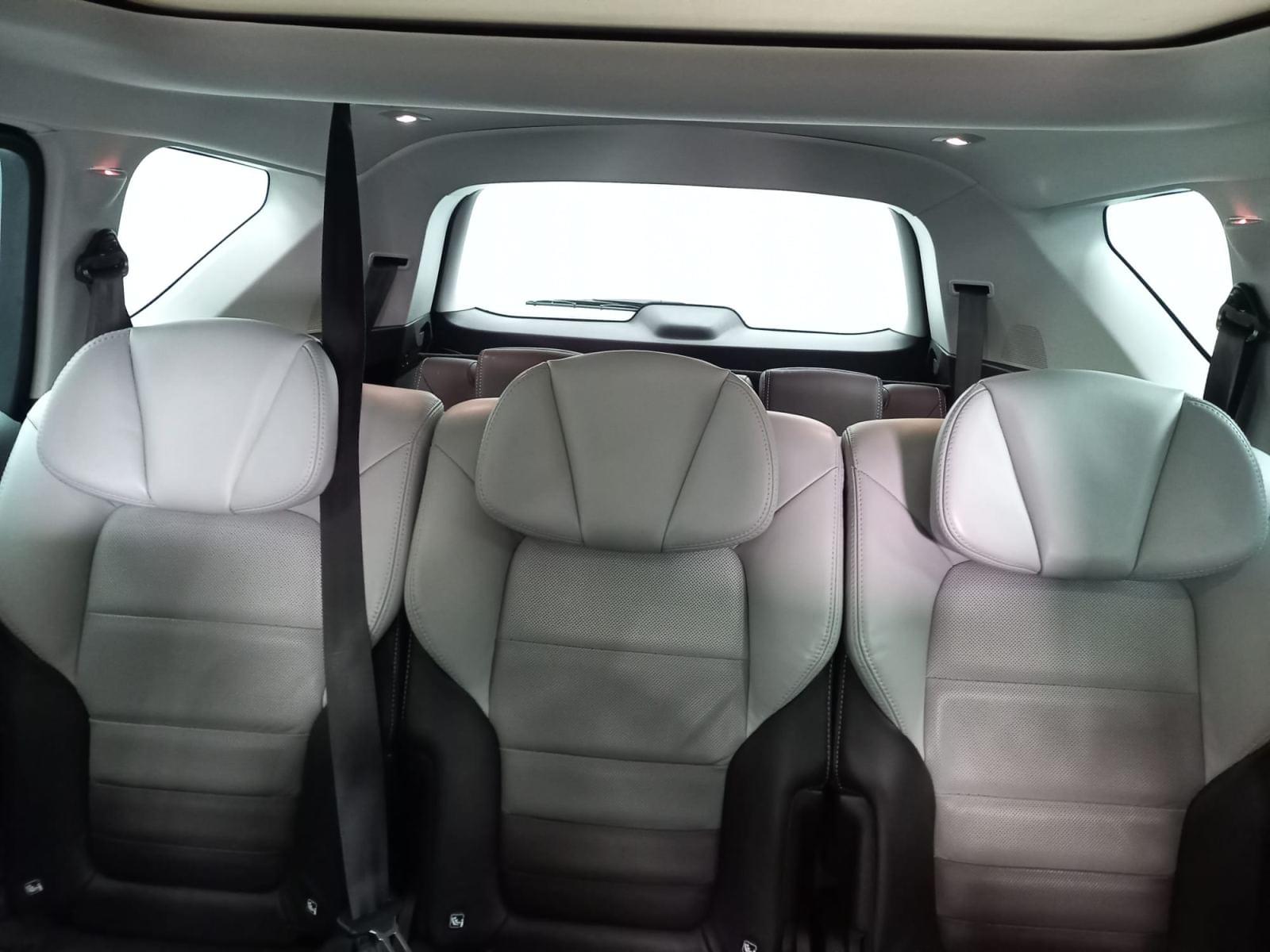 RENAULT ESPACE INITIALE PARIS 2.0 DCI 200CV 7 plazas 30 