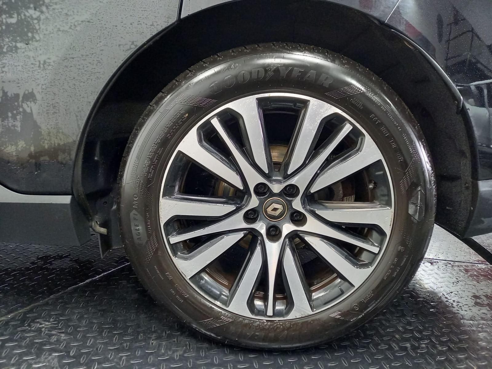 RENAULT ESPACE INITIALE PARIS 2.0 DCI 200CV 7 plazas 42 