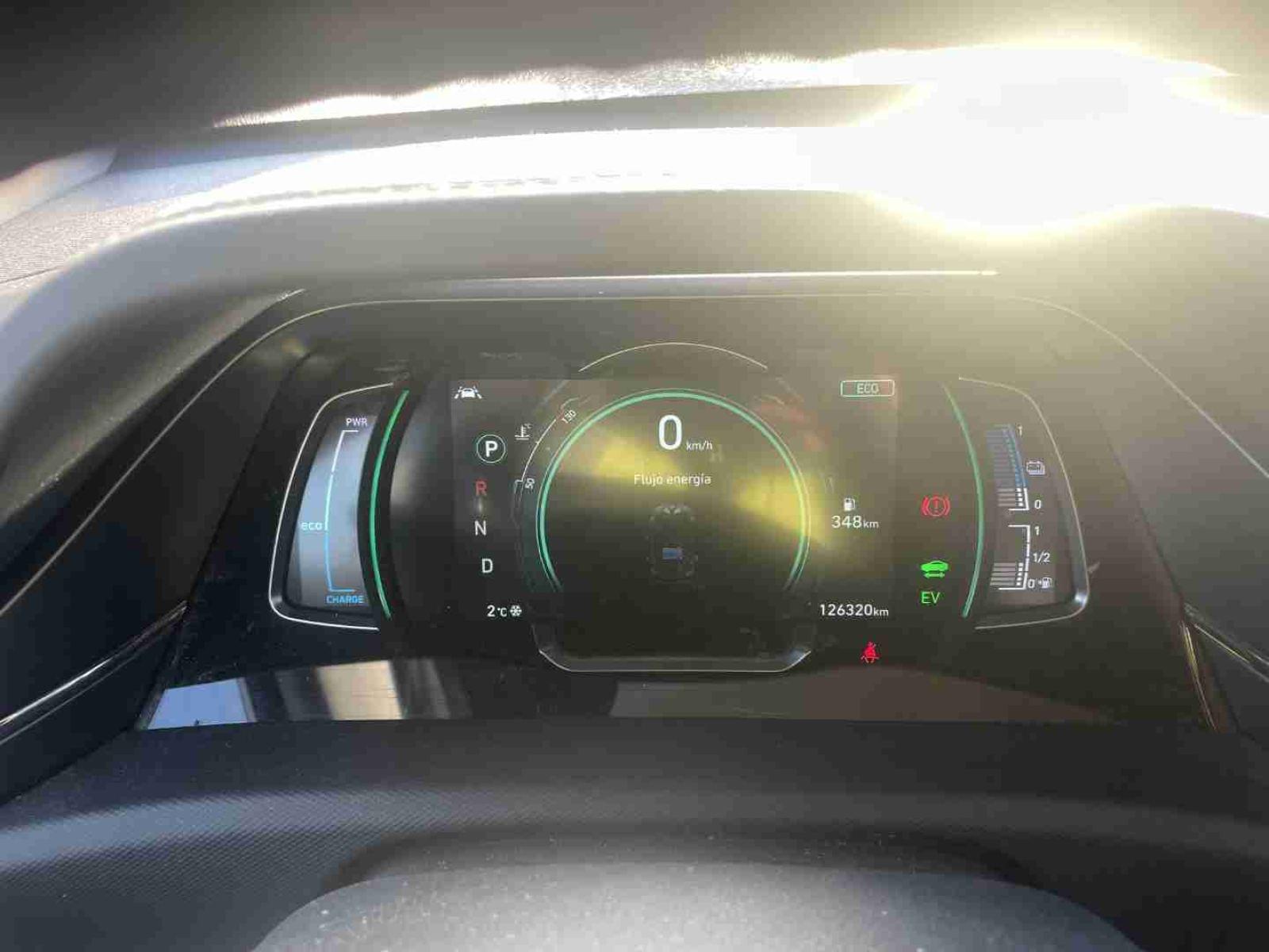 HYUNDAI IONIQ 1.6 GDI PHEV Tecno DT 8