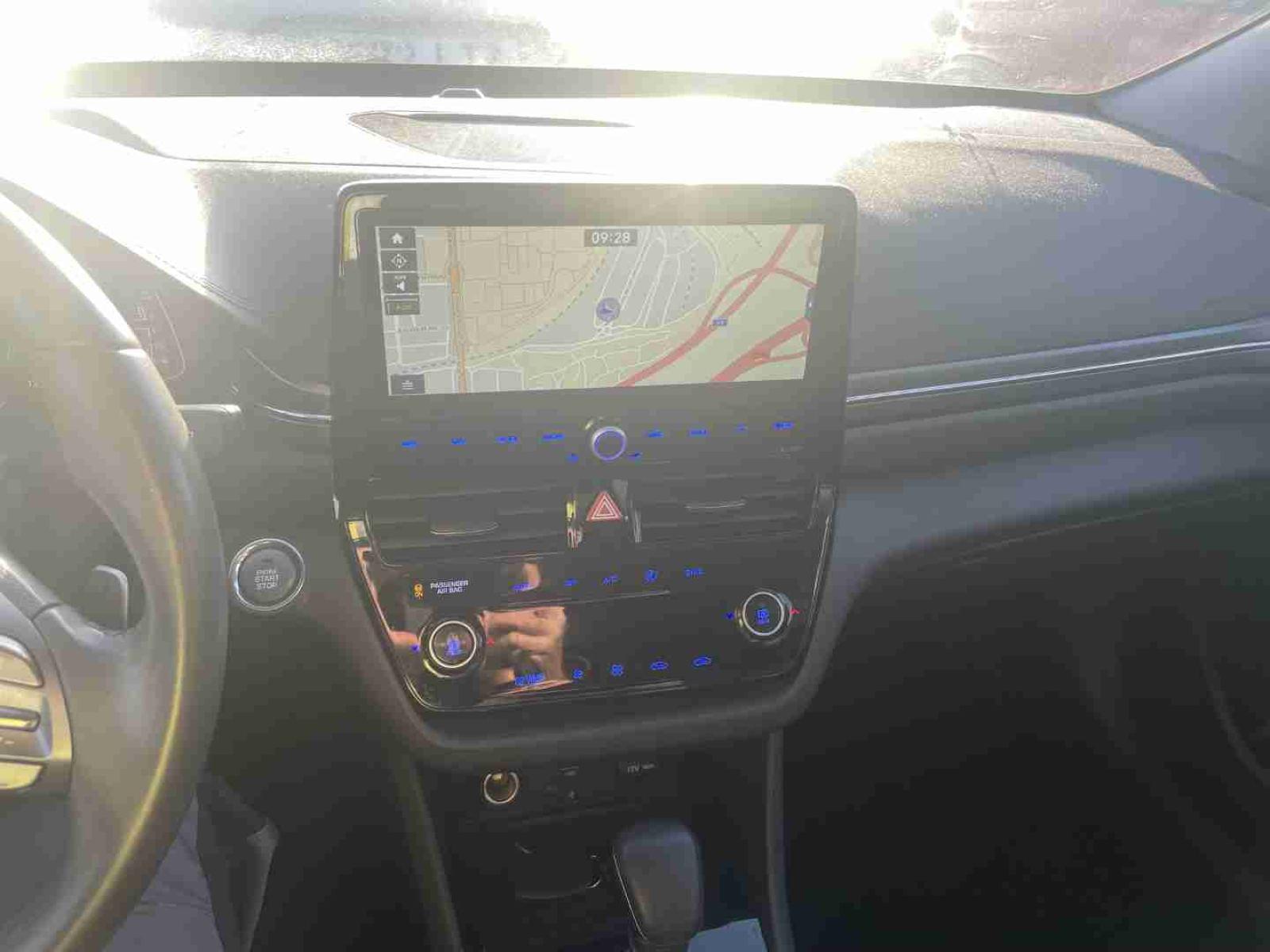 HYUNDAI IONIQ 1.6 GDI PHEV Tecno DT 10