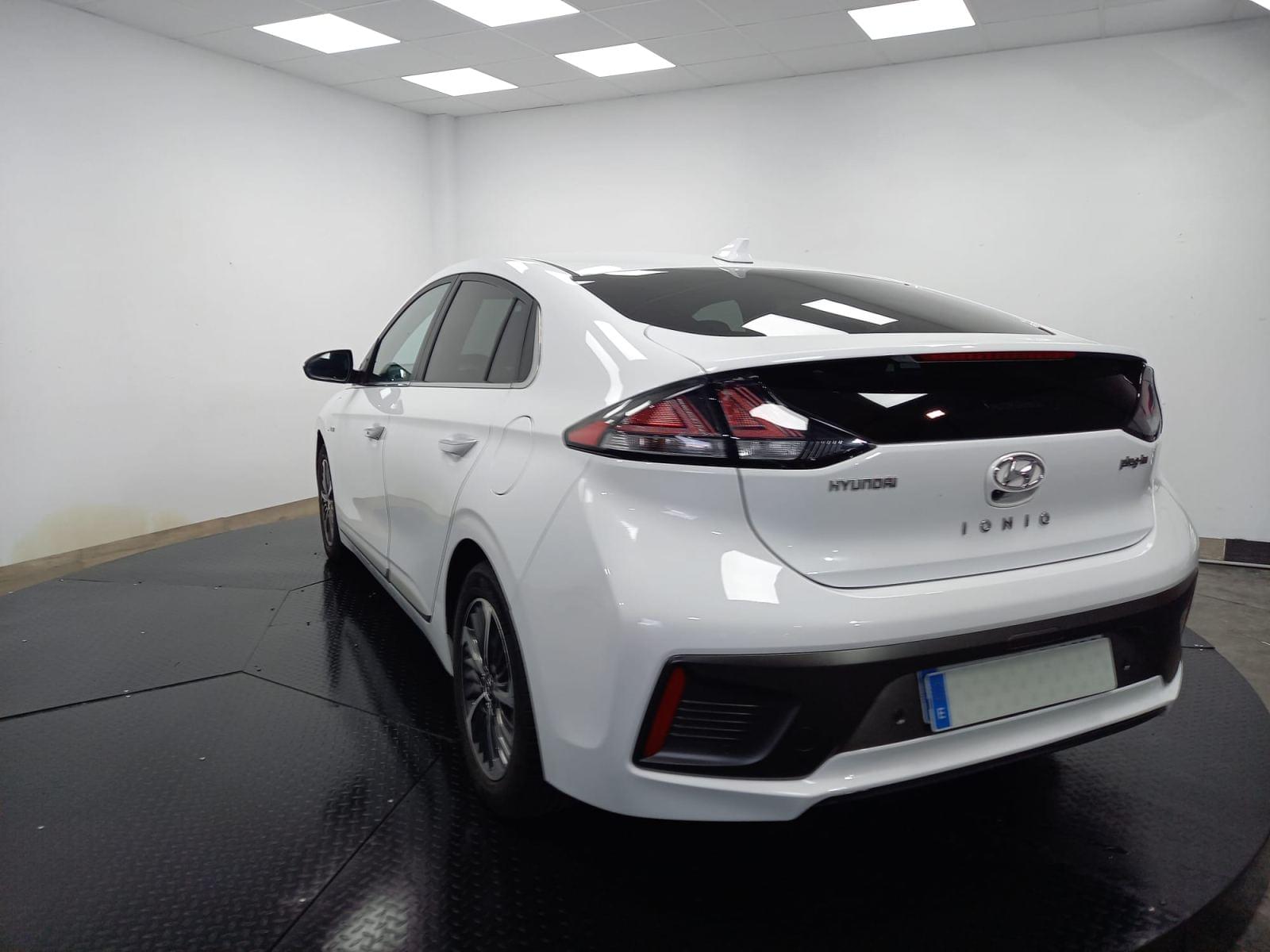 HYUNDAI IONIQ 1.6 GDI PHEV Tecno DT 6 
