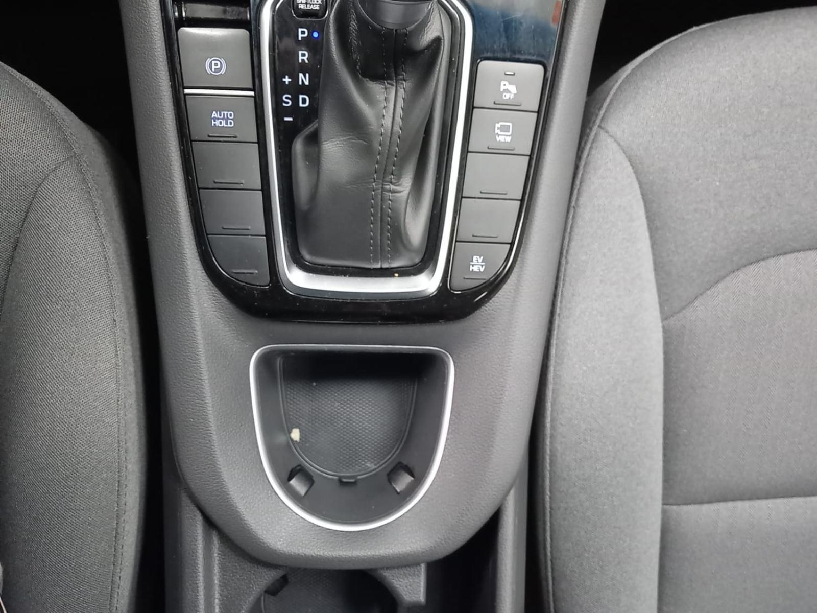 HYUNDAI IONIQ 1.6 GDI PHEV Tecno DT 15 