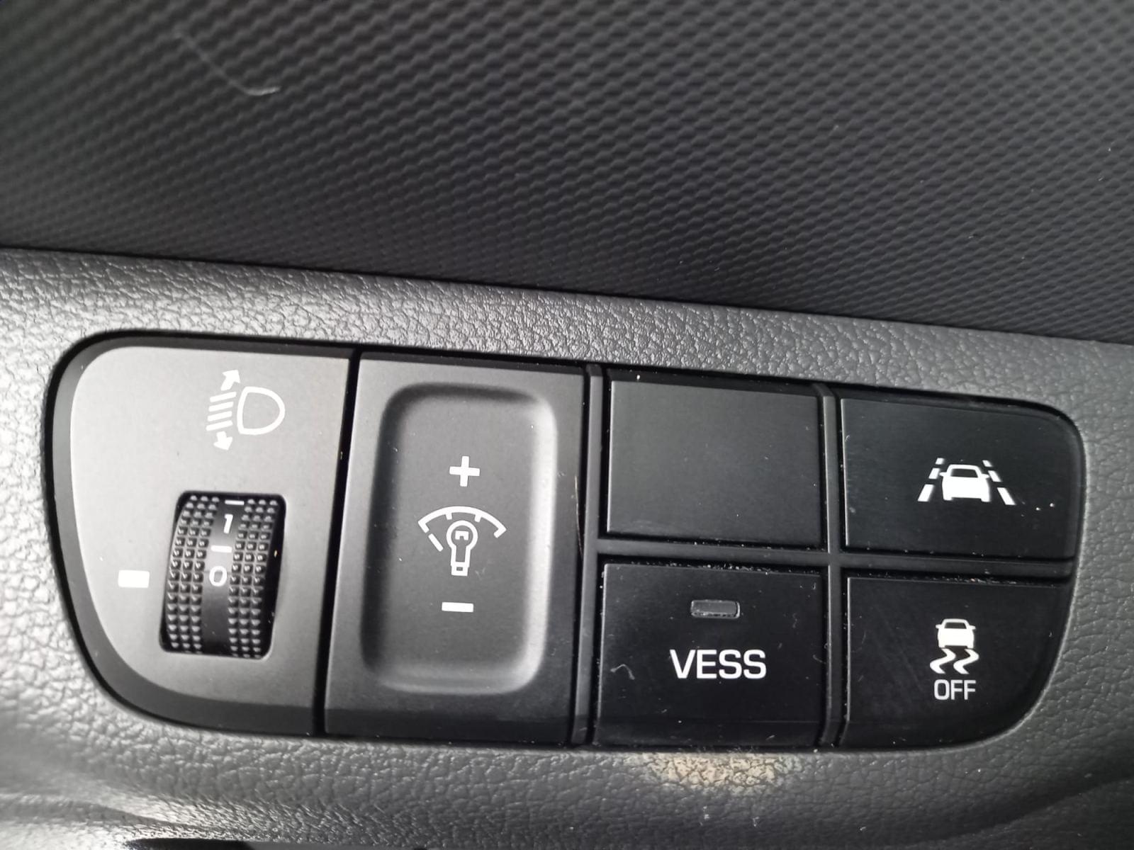 HYUNDAI IONIQ 1.6 GDI PHEV Tecno DT 25 