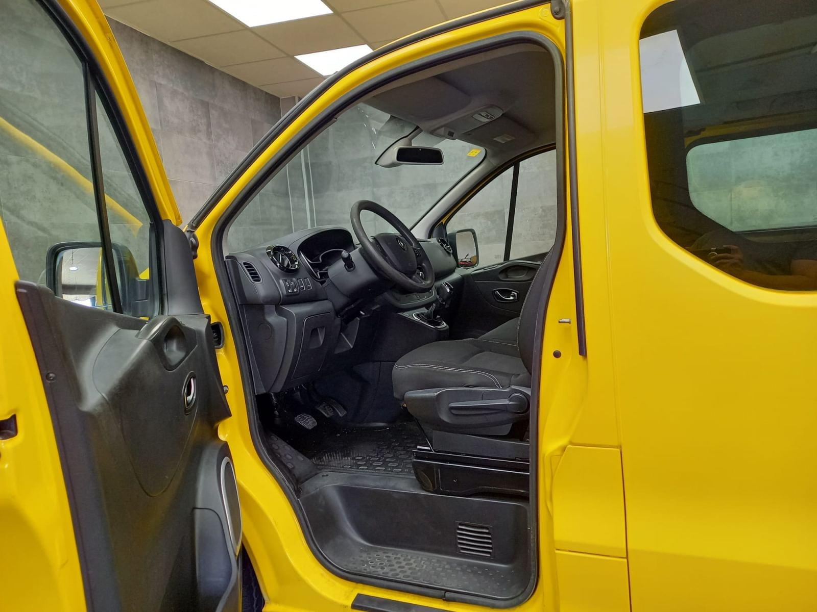 RENAULT TRAFIC COMBI Mixto N1 5/6 Largo Energy Blue dCi 70 kW 8
