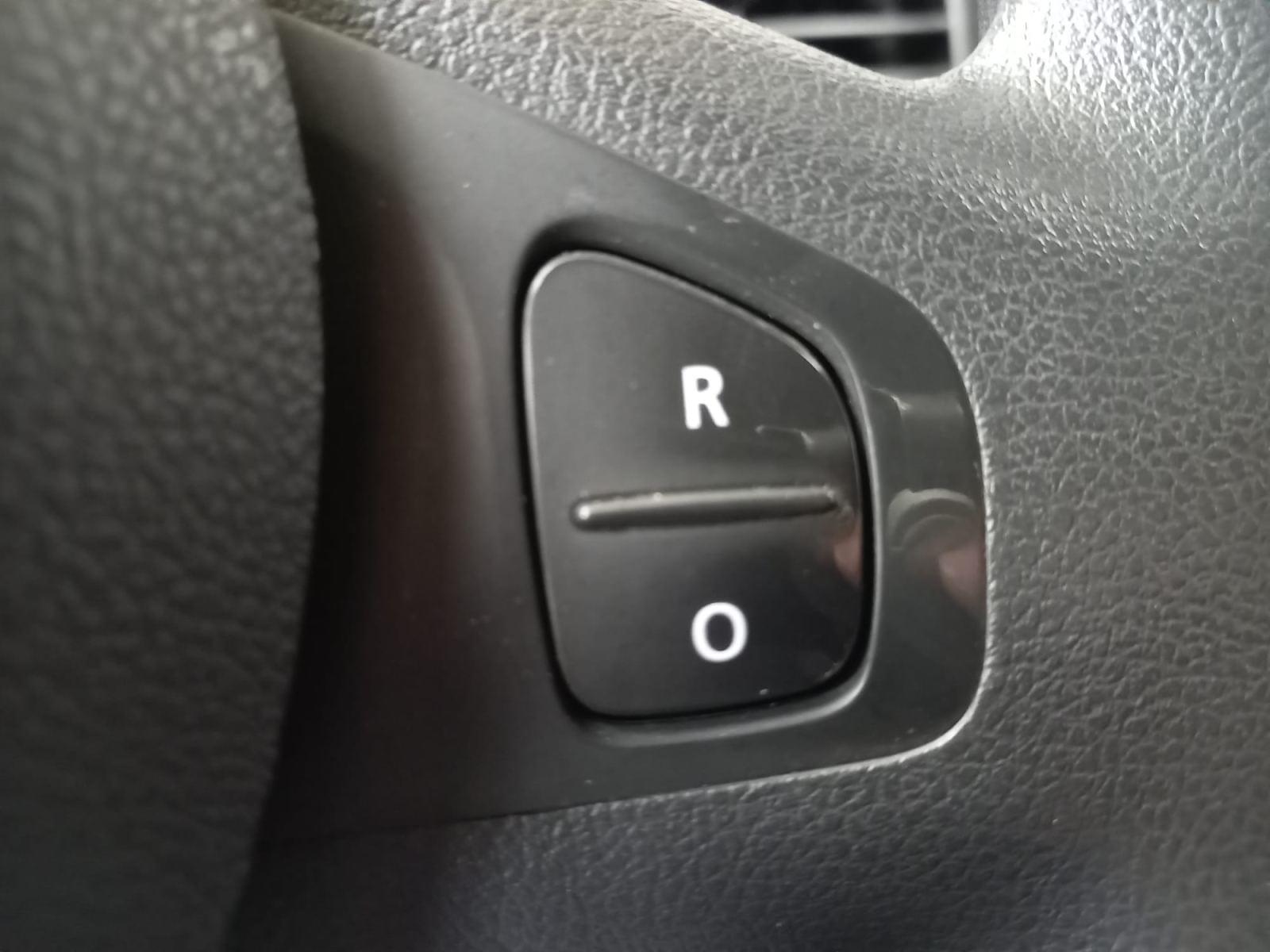 RENAULT TRAFIC COMBI Mixto N1 5/6 Largo Energy Blue dCi 70 kW 20