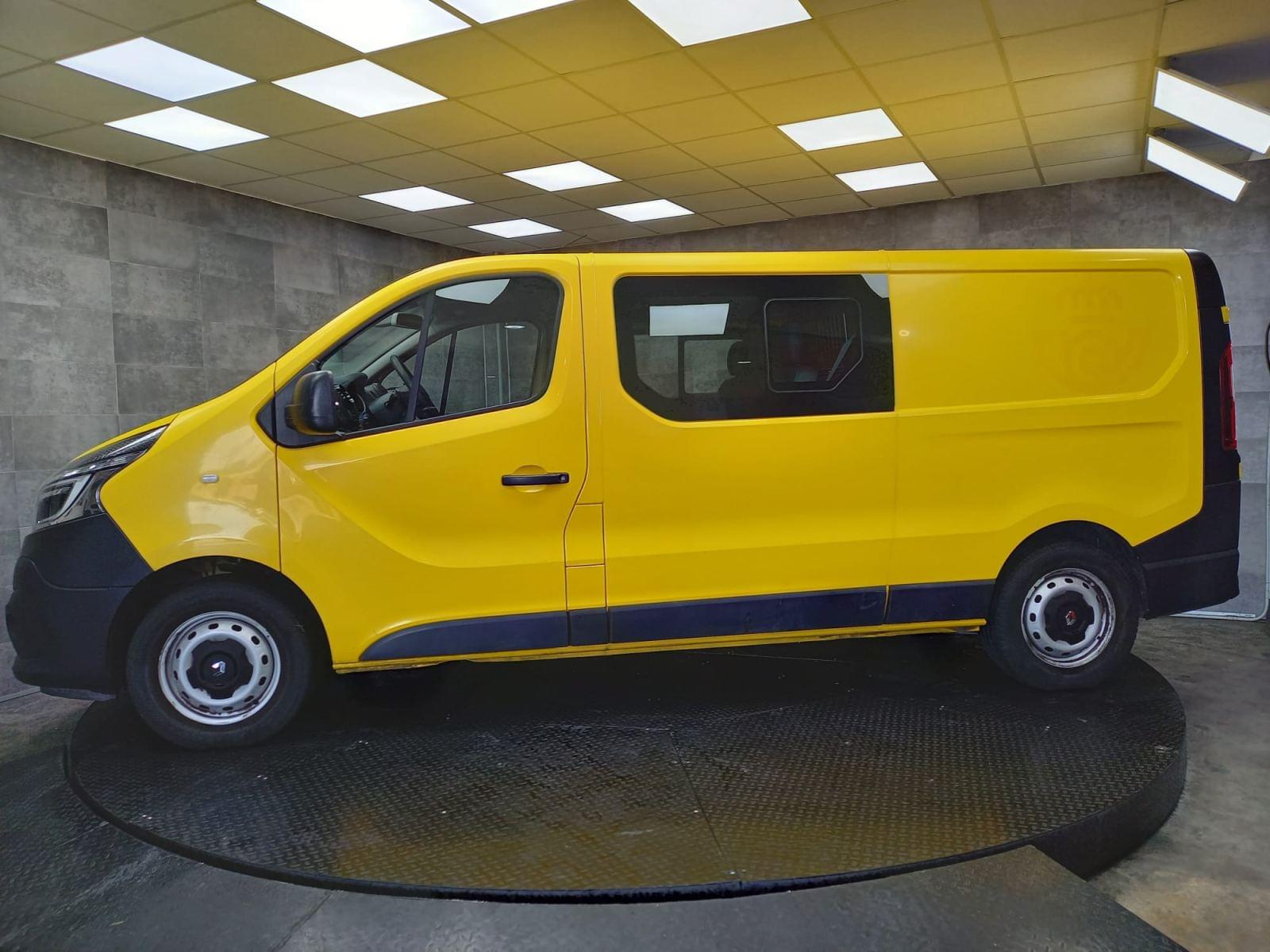 RENAULT TRAFIC COMBI Mixto N1 5/6 Largo Energy Blue dCi 70 kW 7