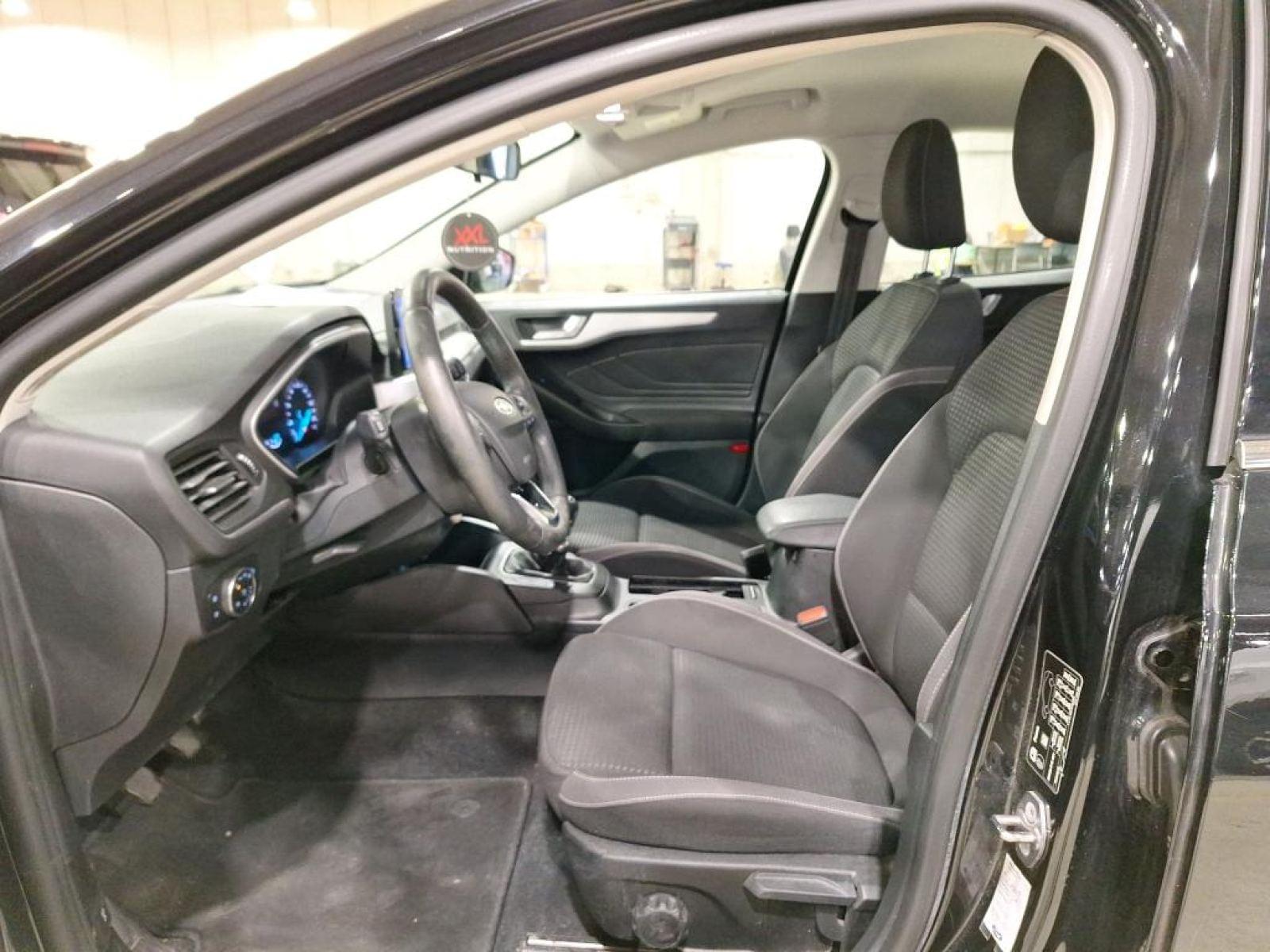 FORD FOCUS 1.0I ECOBOOST MHEV 92KW CONNECTED 6 