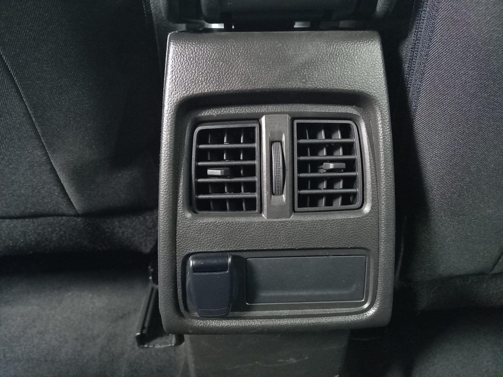 RENAULT CAPTUR Intens TCe 74kW (100CV) GLP 29 