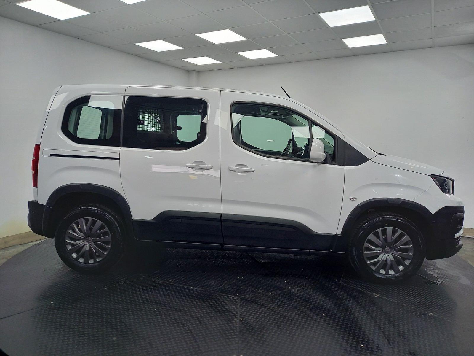 PEUGEOT RIFTER COMBI ACTIVE PACK BUSIN. STANDARD 3 