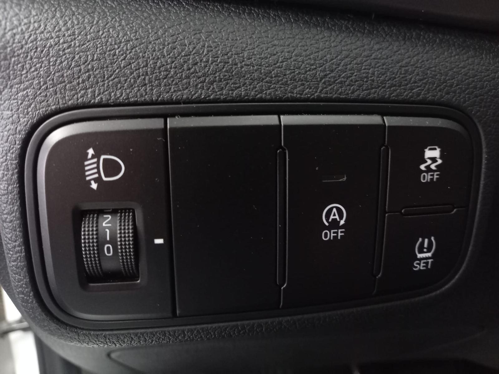 HYUNDAI BAYON TODOTERRENO 1.2 MPI ESSENCE 20