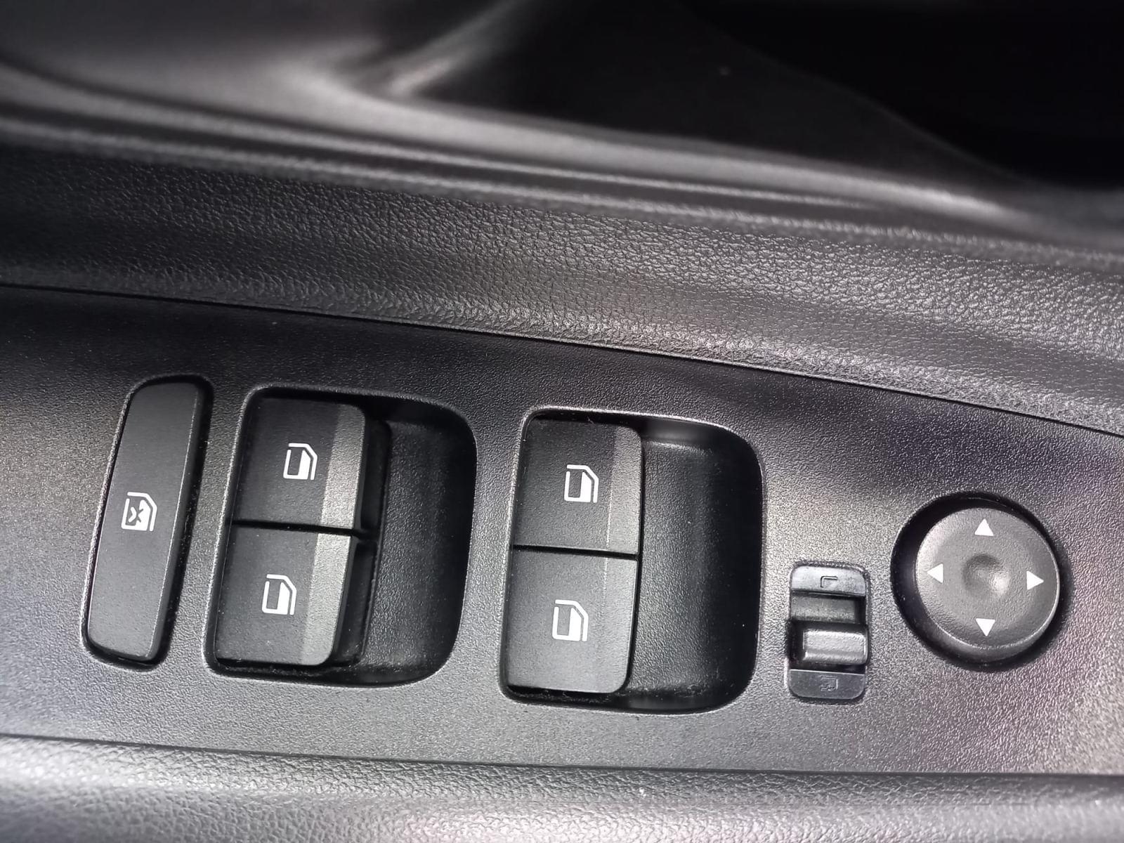 HYUNDAI BAYON TODOTERRENO 1.2 MPI ESSENCE 21