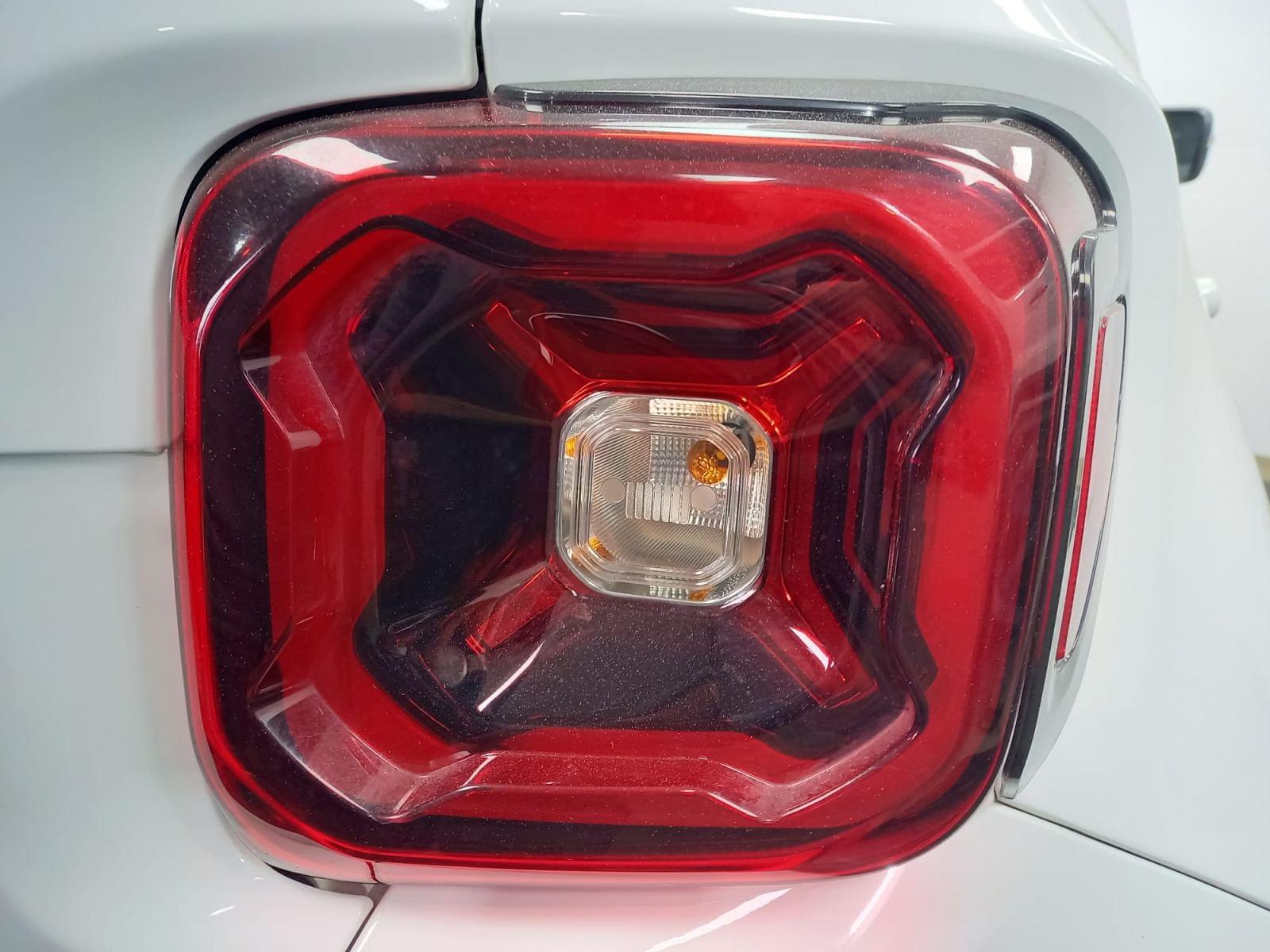 JEEP RENEGADE LIMITED 1.6 MJET 130CV 4X2 29 