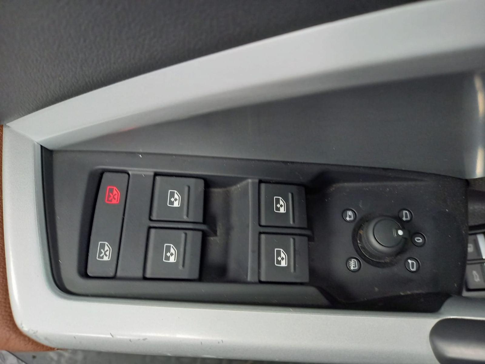 AUDI Q3 1.4 45 TFSI E S TRONIC 31 